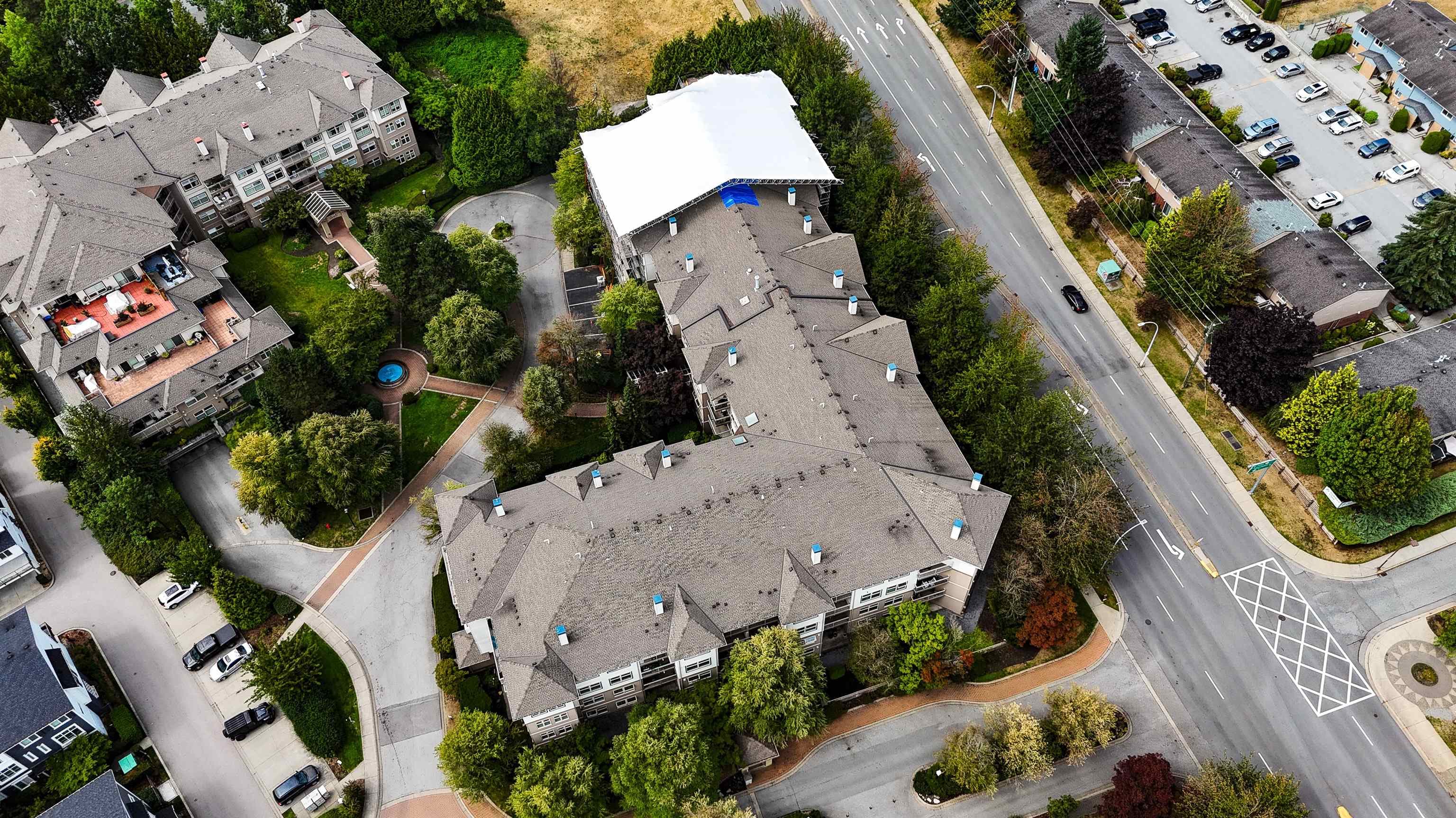307 - 15210 Guildford Drive, Surrey, V3R 0X7 — photo 1