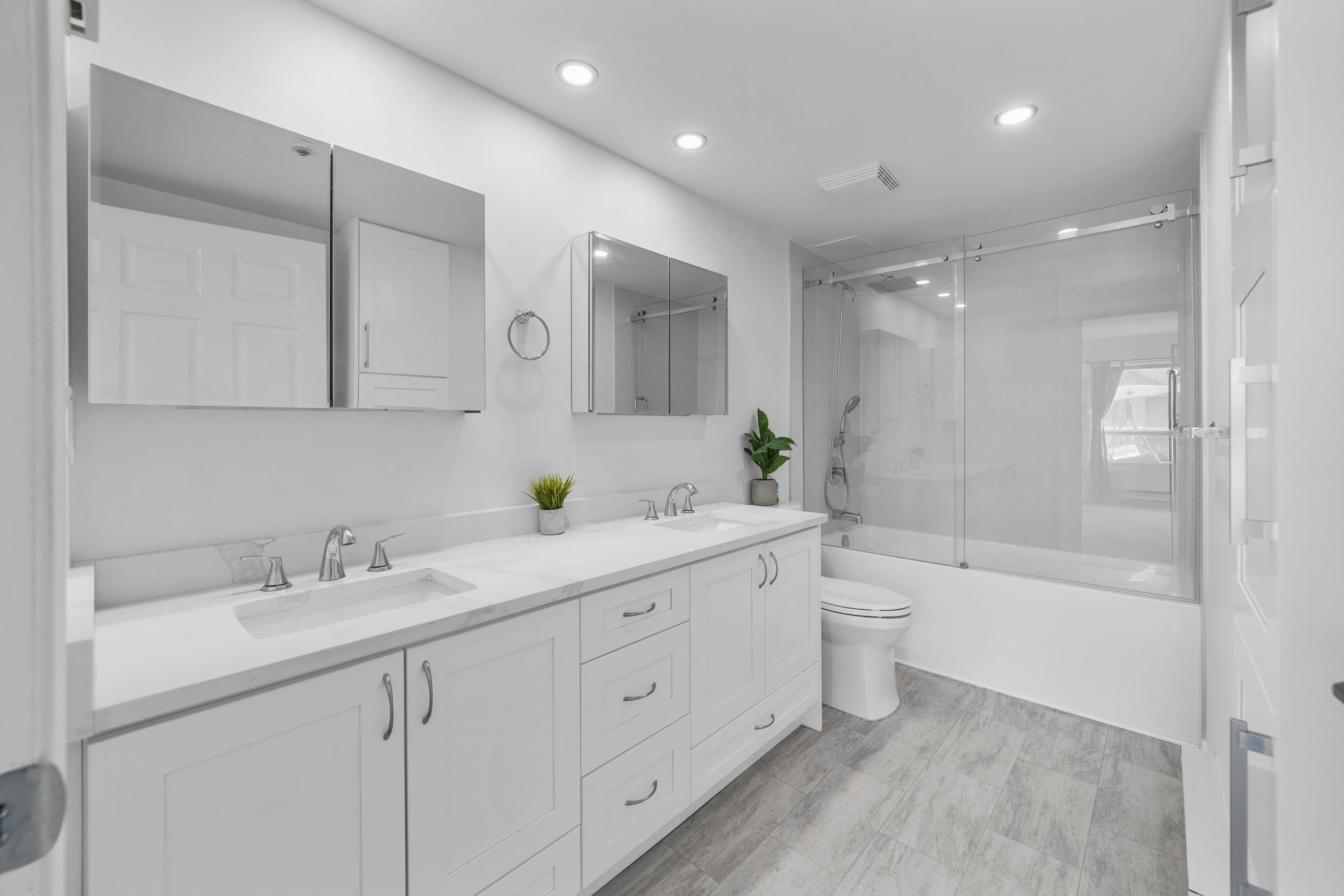 114 - 3400 SE Marine Drive, Vancouver, V5S 4P8 — photo 5