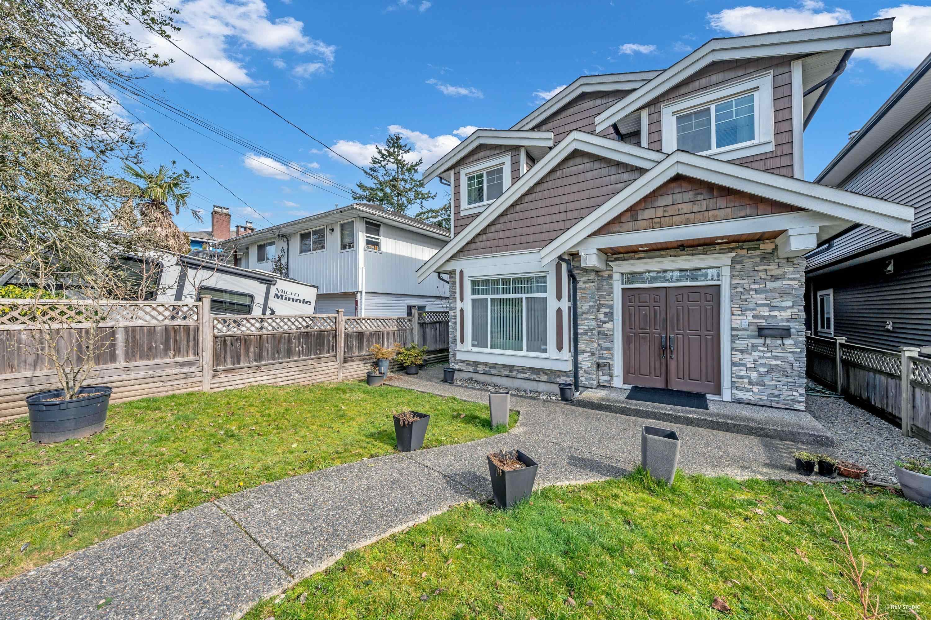 7788 Hedley Avenue, Burnaby