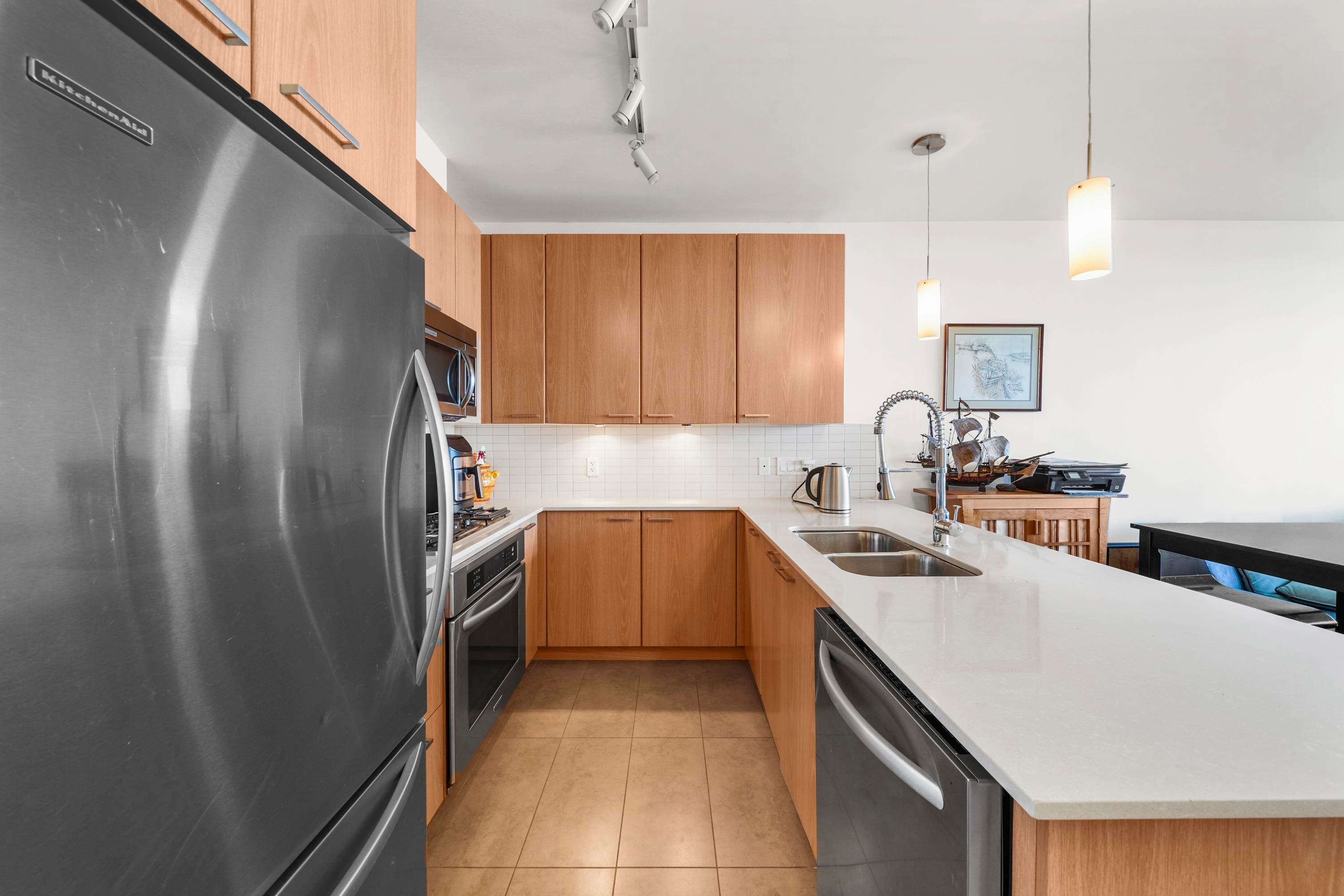 907 - 2789 Shaughnessy Street, Port Coquitlam, V3C 3G9 — photo 3