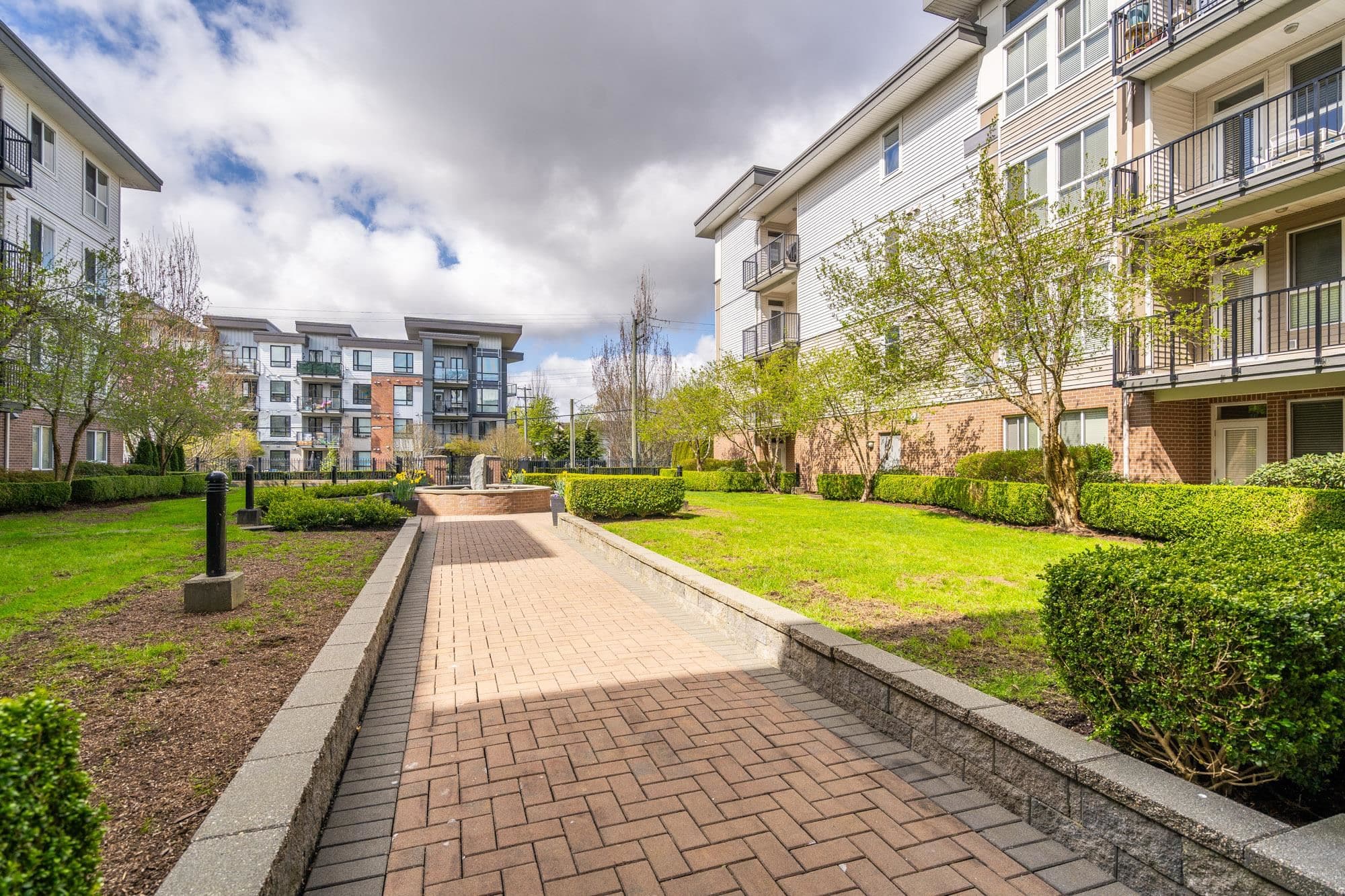 106 - 5430 201 Street, Langley, V3A 1P7 — photo 2