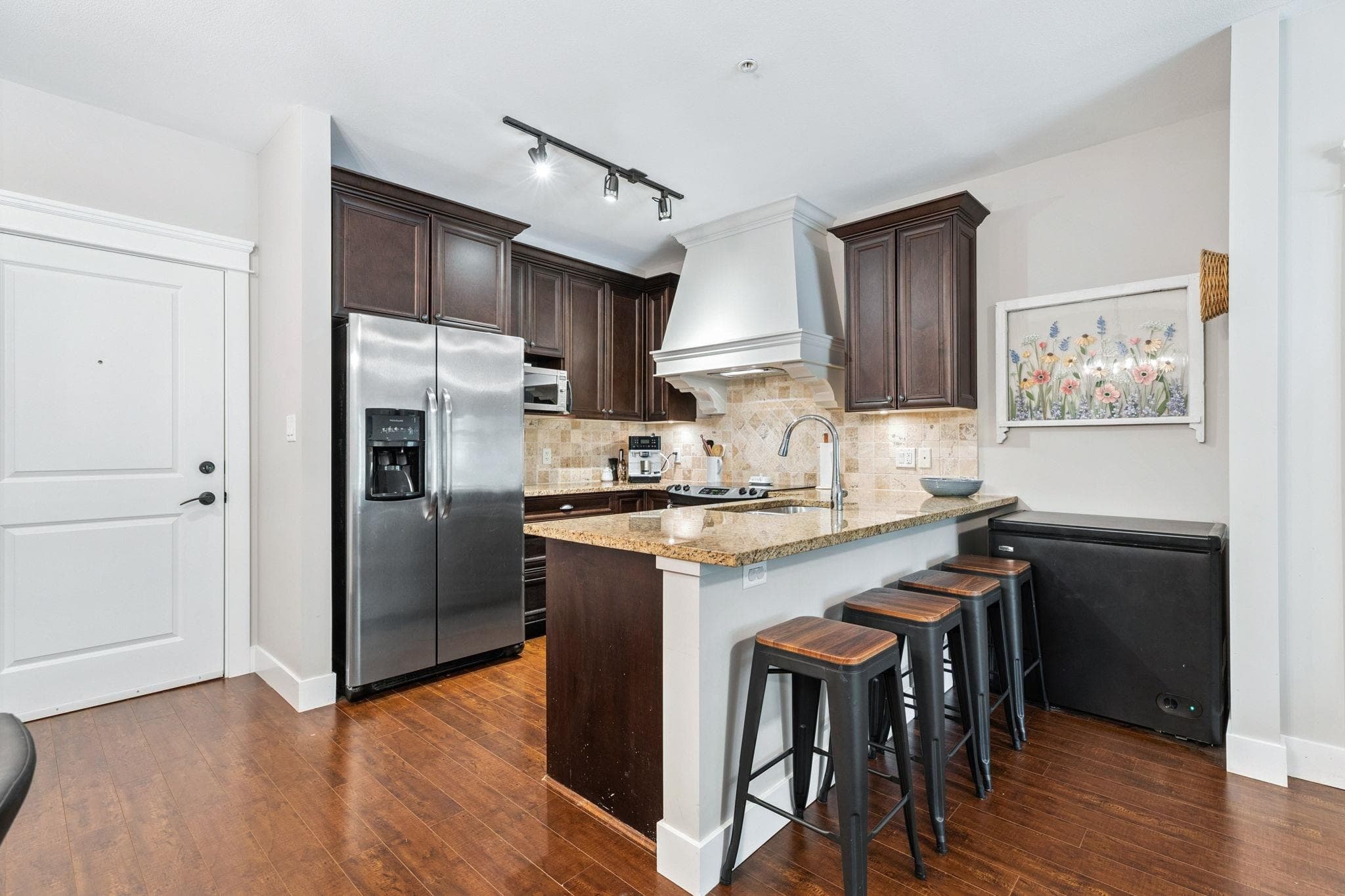 202 - 19530 65 Avenue, Surrey, V4N 6M1 — photo 5