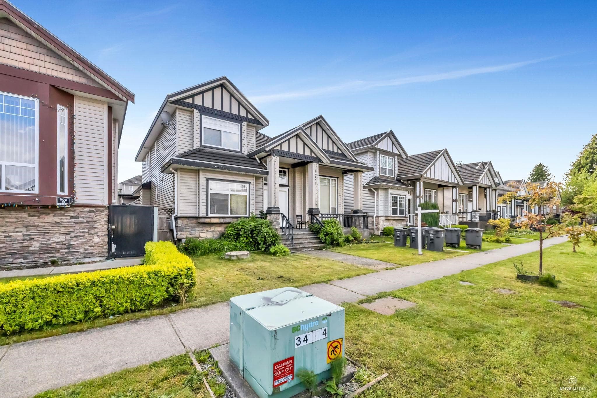 12168 96a Avenue, Surrey, V3V 7C3 — photo 2