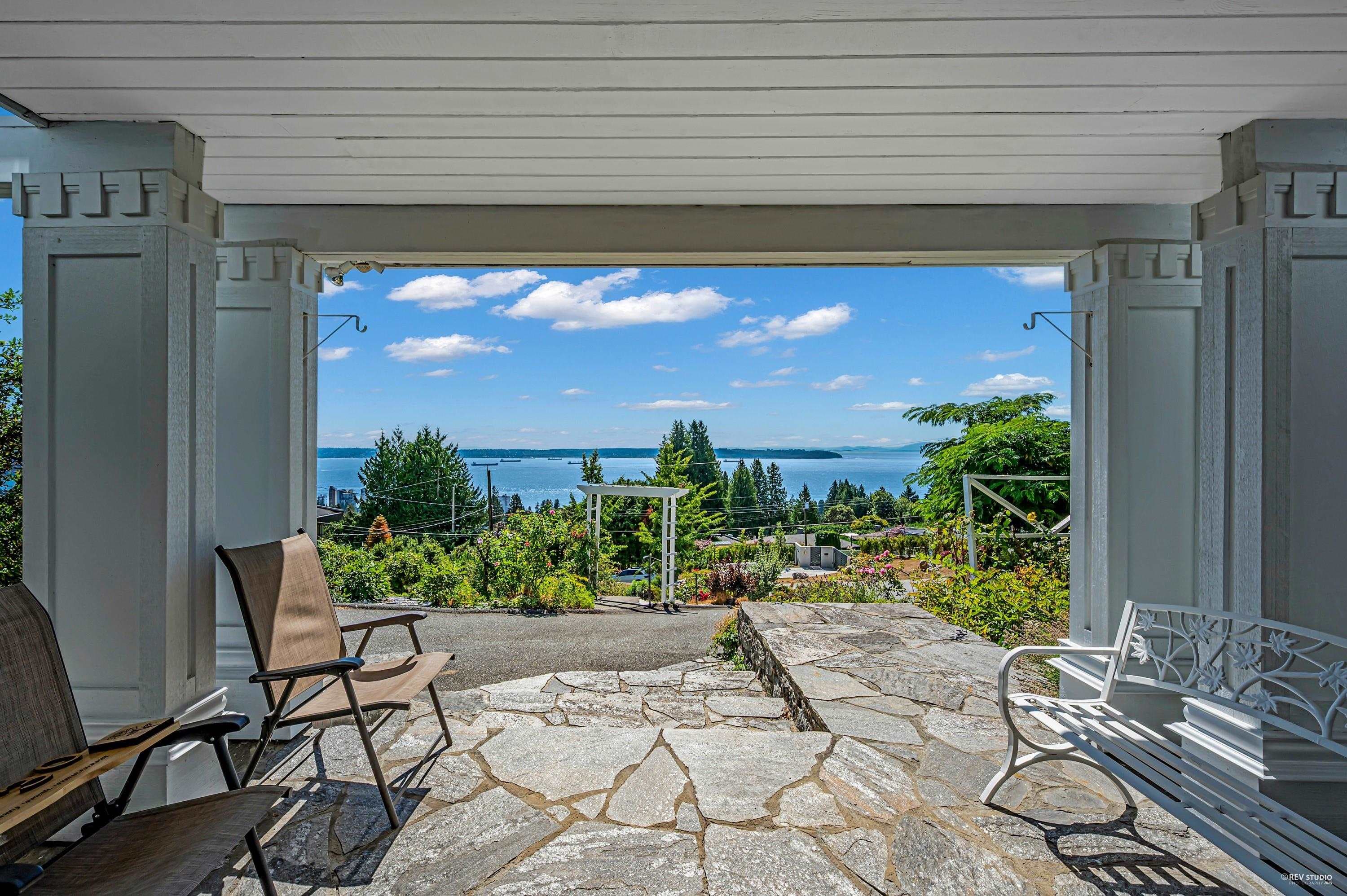 2030 Russet Way, West Vancouver, V7V 3B4 — photo 3