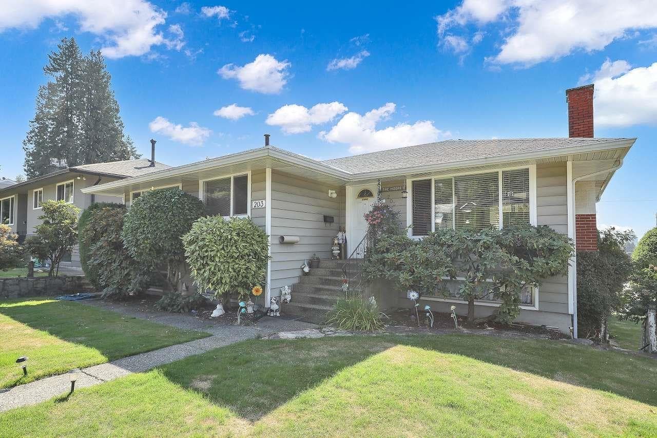 203 E 26th Street, North Vancouver