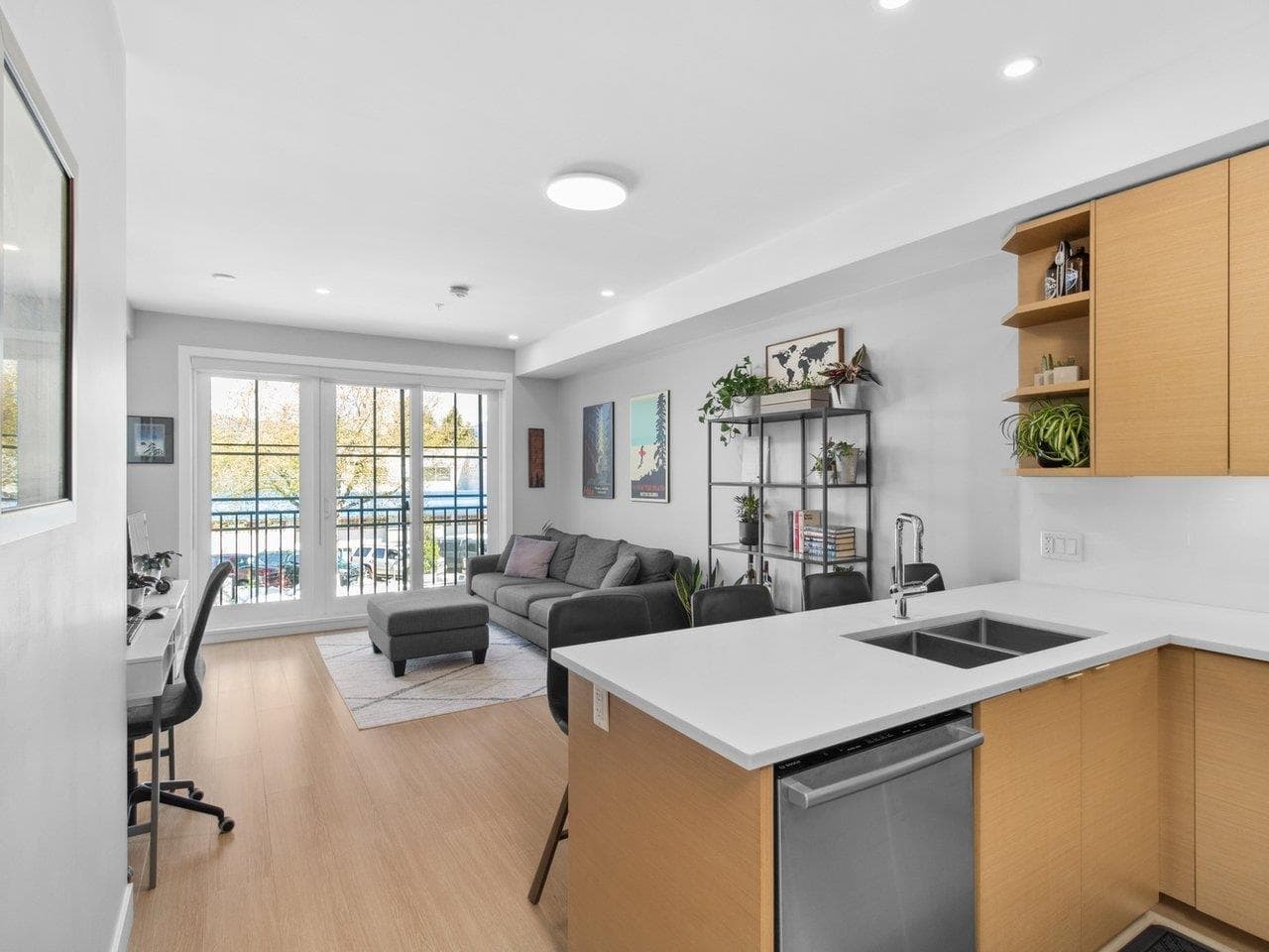 208 - 2528 Collingwood Street, Vancouver, V6R 0C1 — photo 4