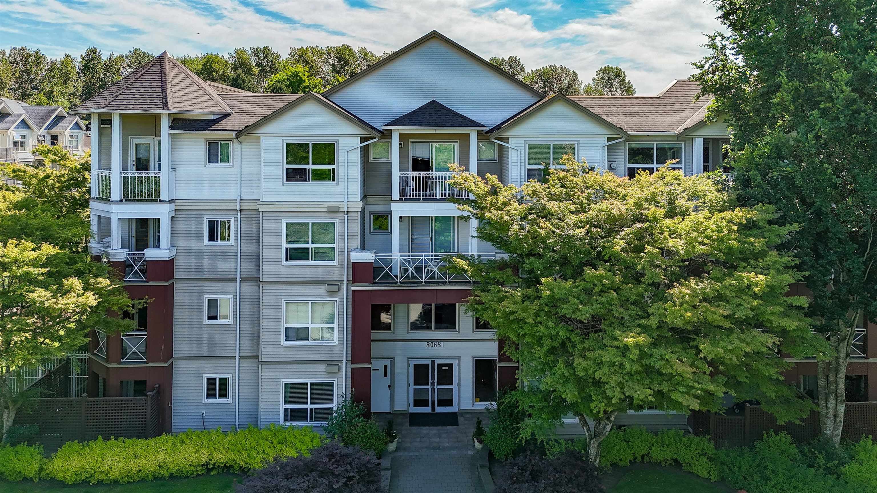 215 - 8068 120a Street, Surrey, V3W 3P3 — photo 2