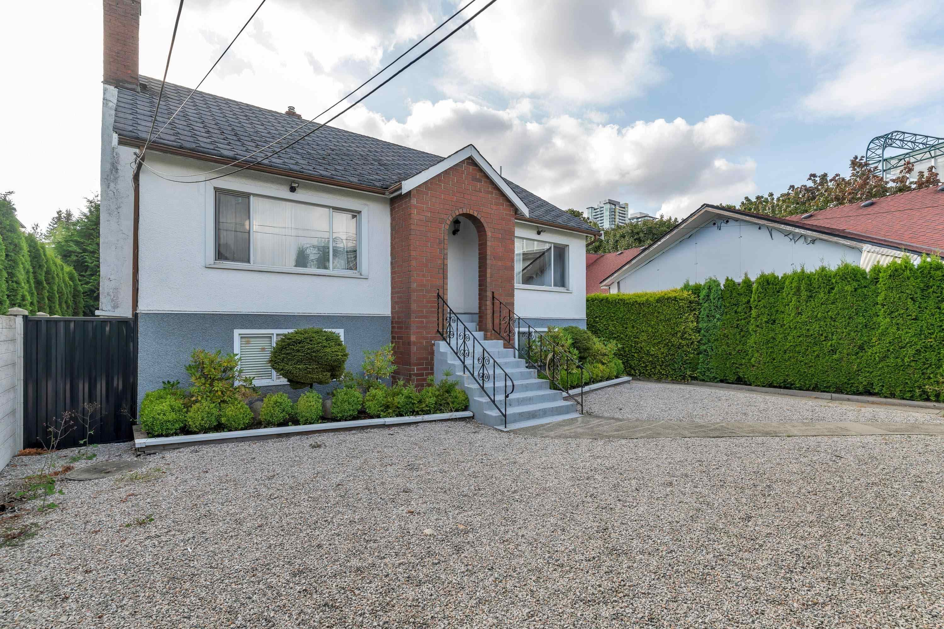 6969 Royal Oak Avenue, Burnaby, V5J 4J3 — photo 3