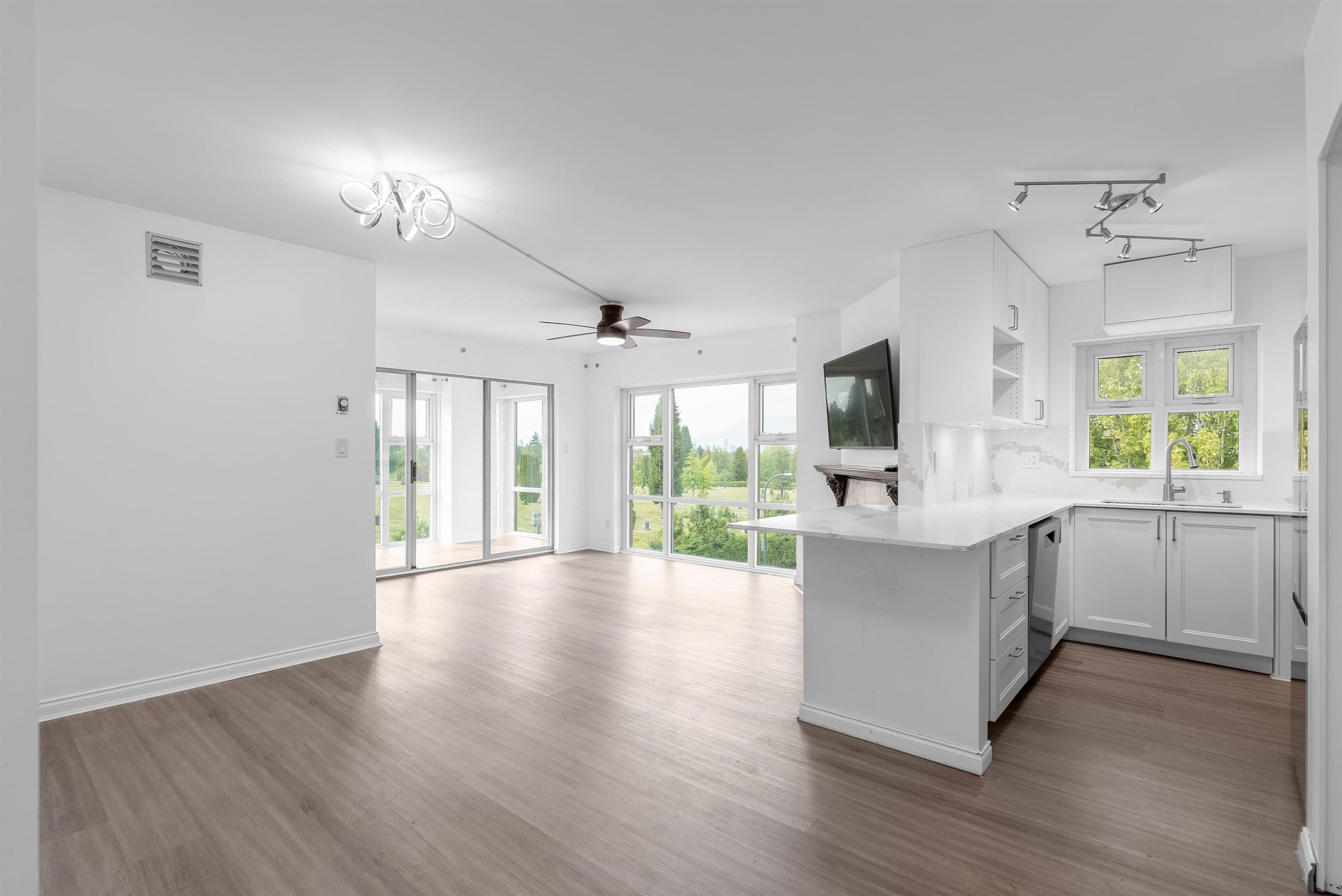 PH6 - 4868 Fraser Street, Vancouver