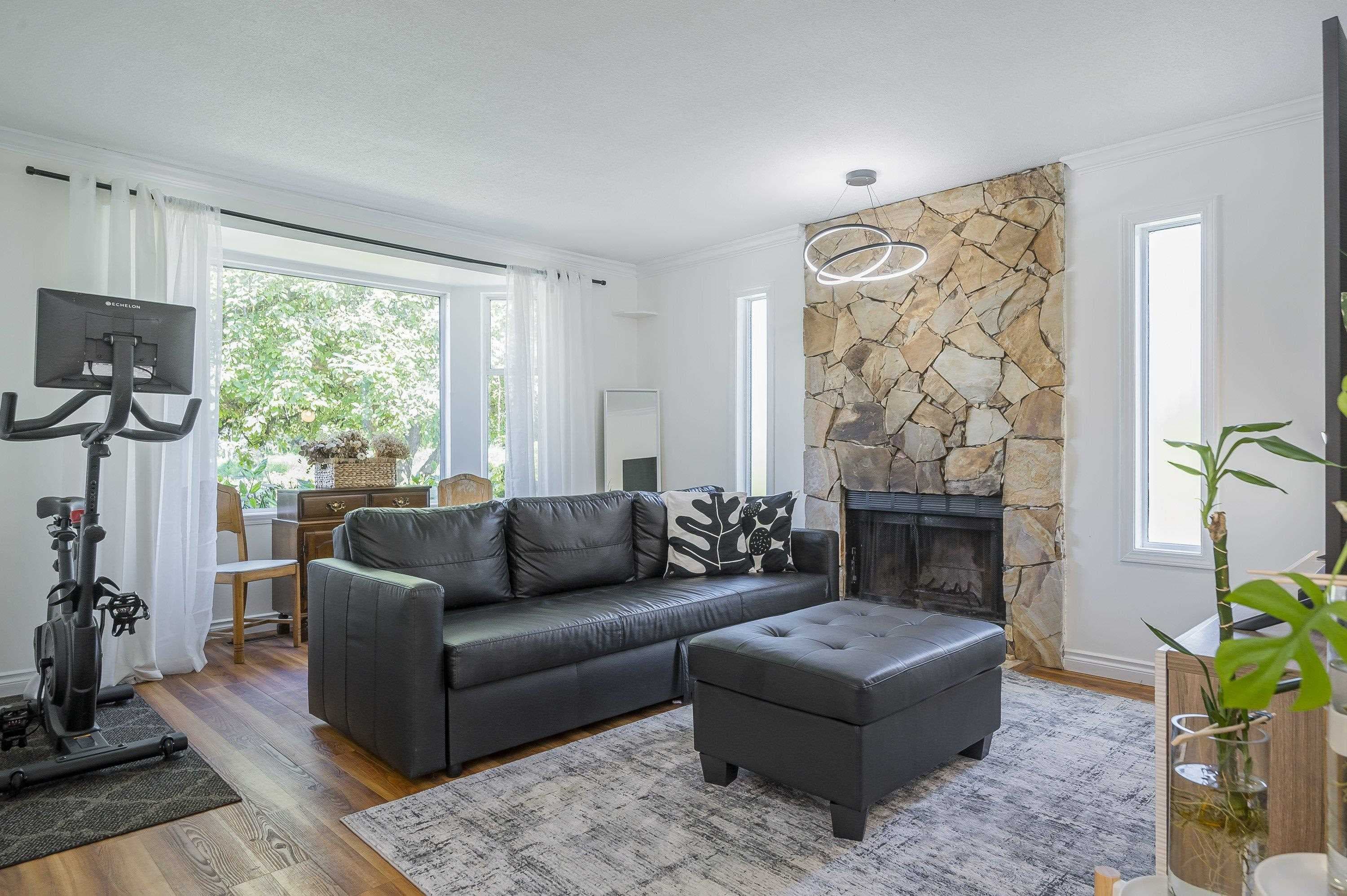 20180 Wanstead Street, Maple Ridge, V2X 1H8 — photo 3