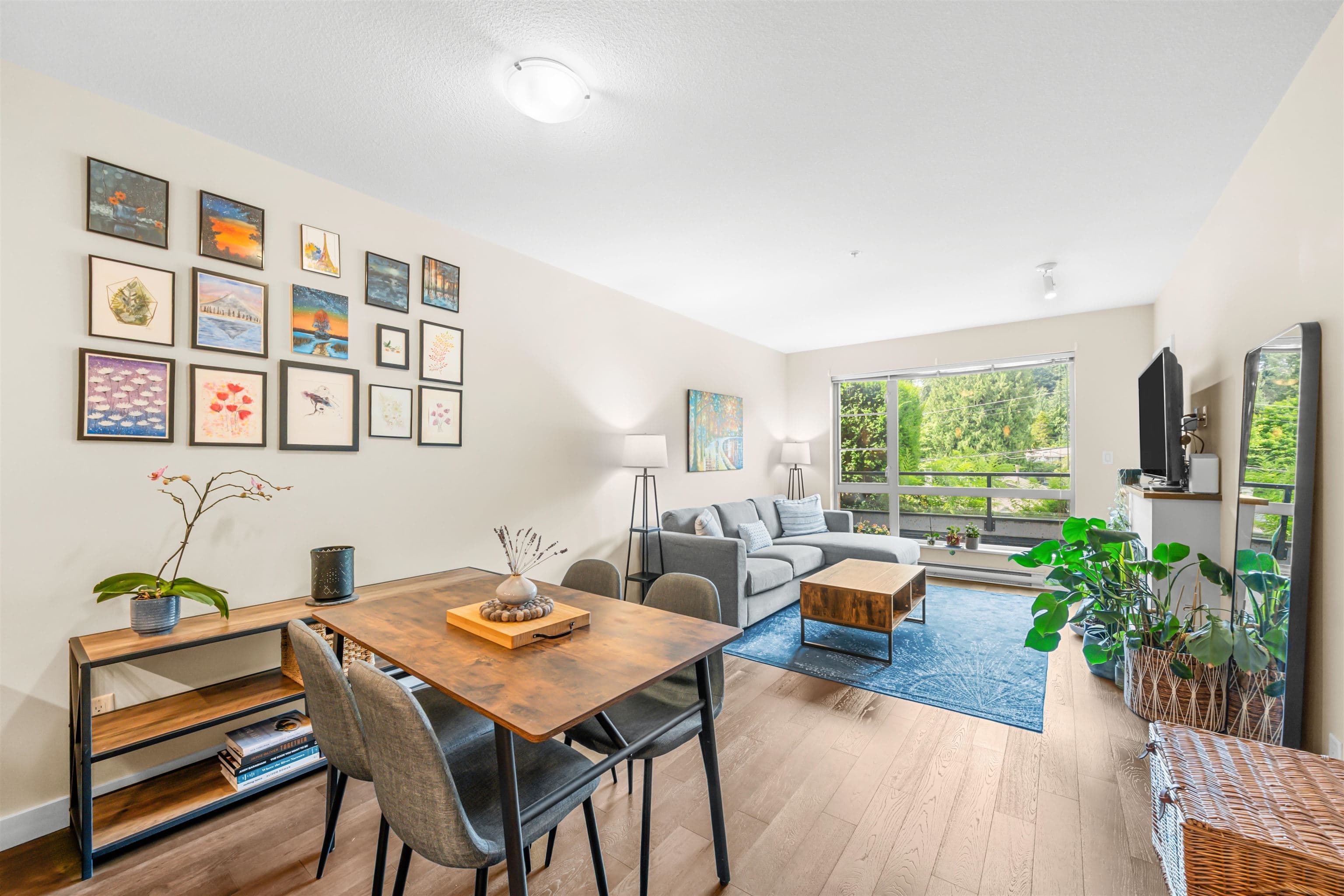 215 - 1330 Marine Drive, North Vancouver, V7P 1T4 — photo 3