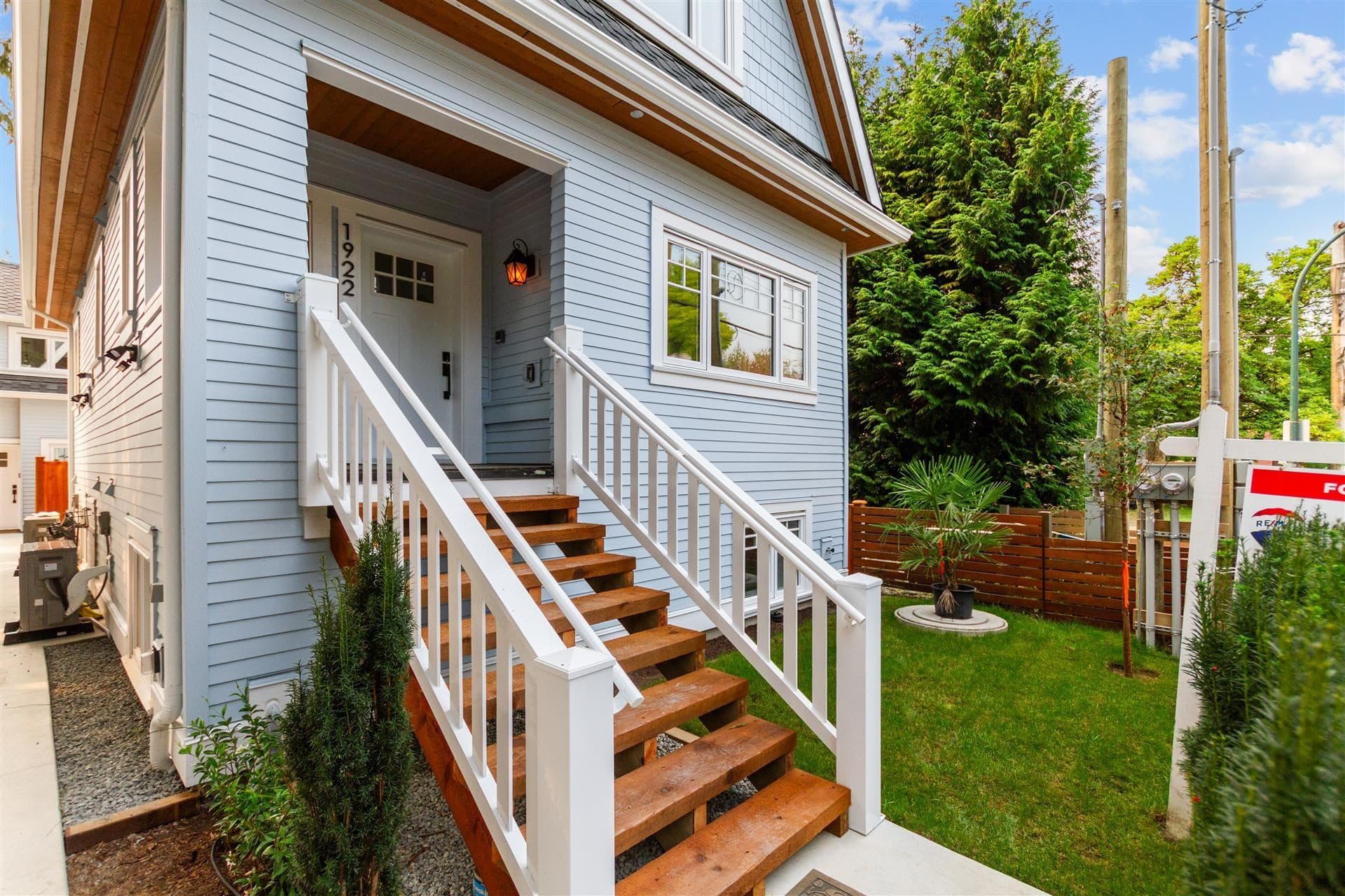 1922 William Street, Vancouver