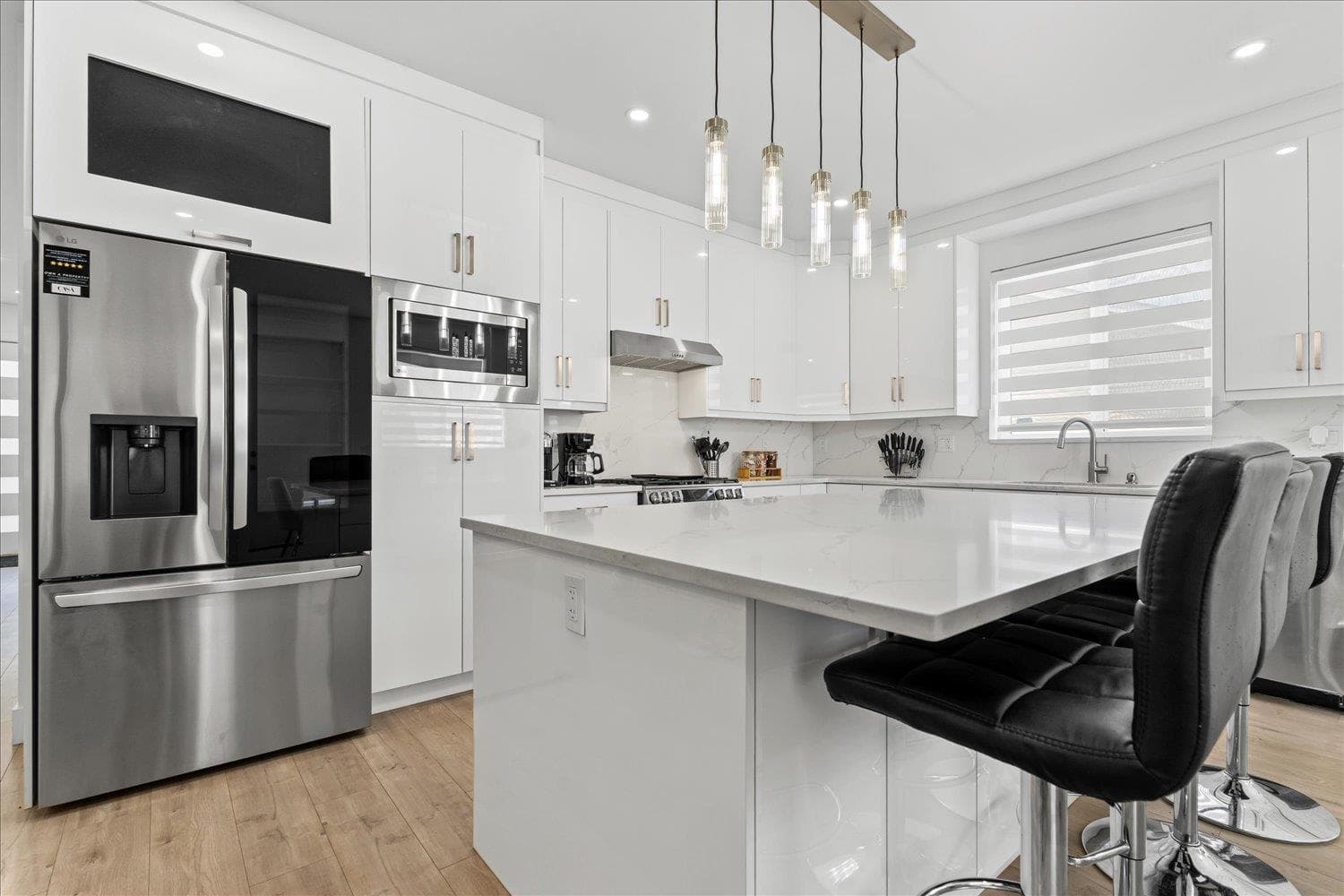 1684 Mckenzie Road, Abbotsford, V2S 8J6 — photo 2