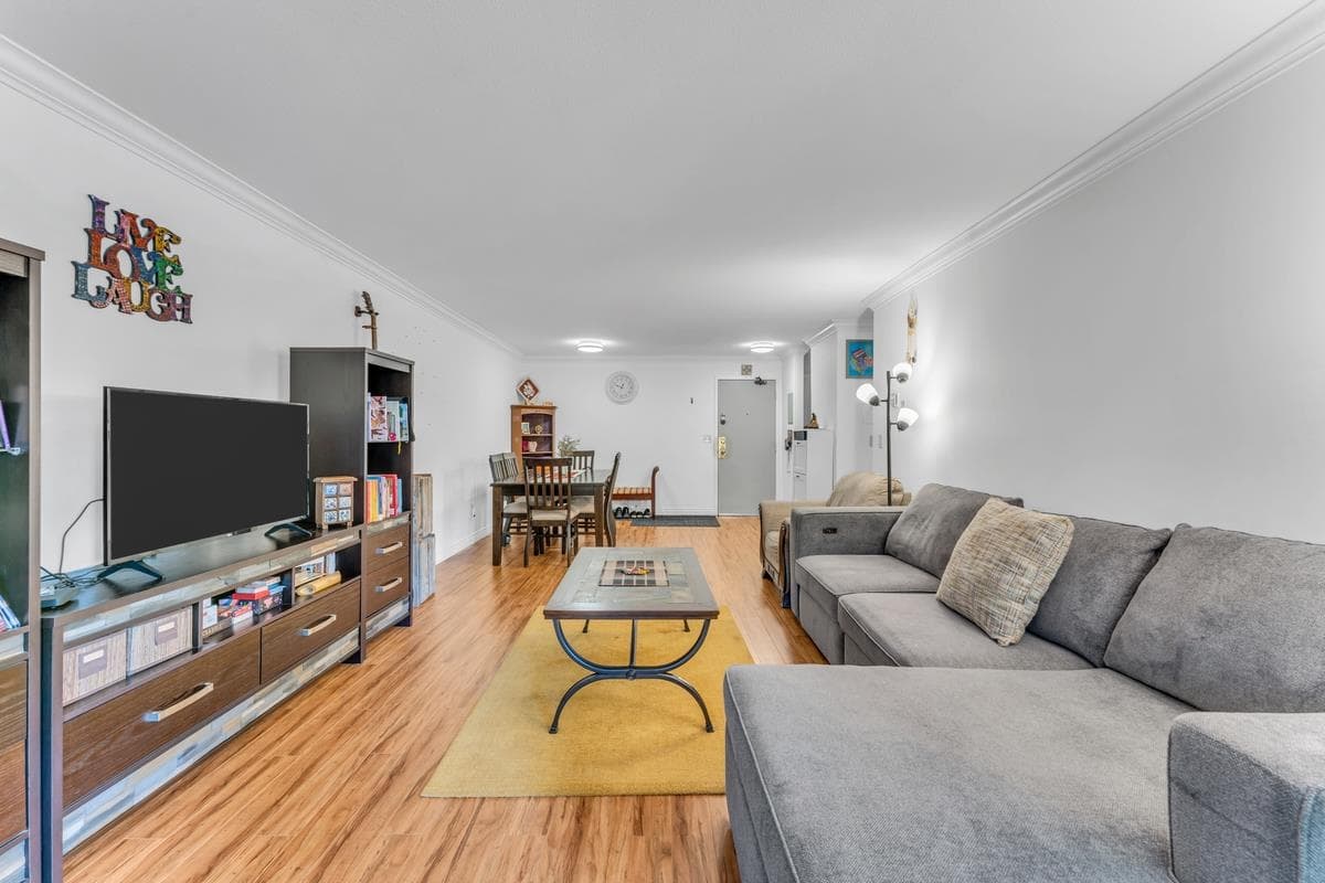 102 - 9682 134 Street, Surrey, V3T 5L6 — photo 4