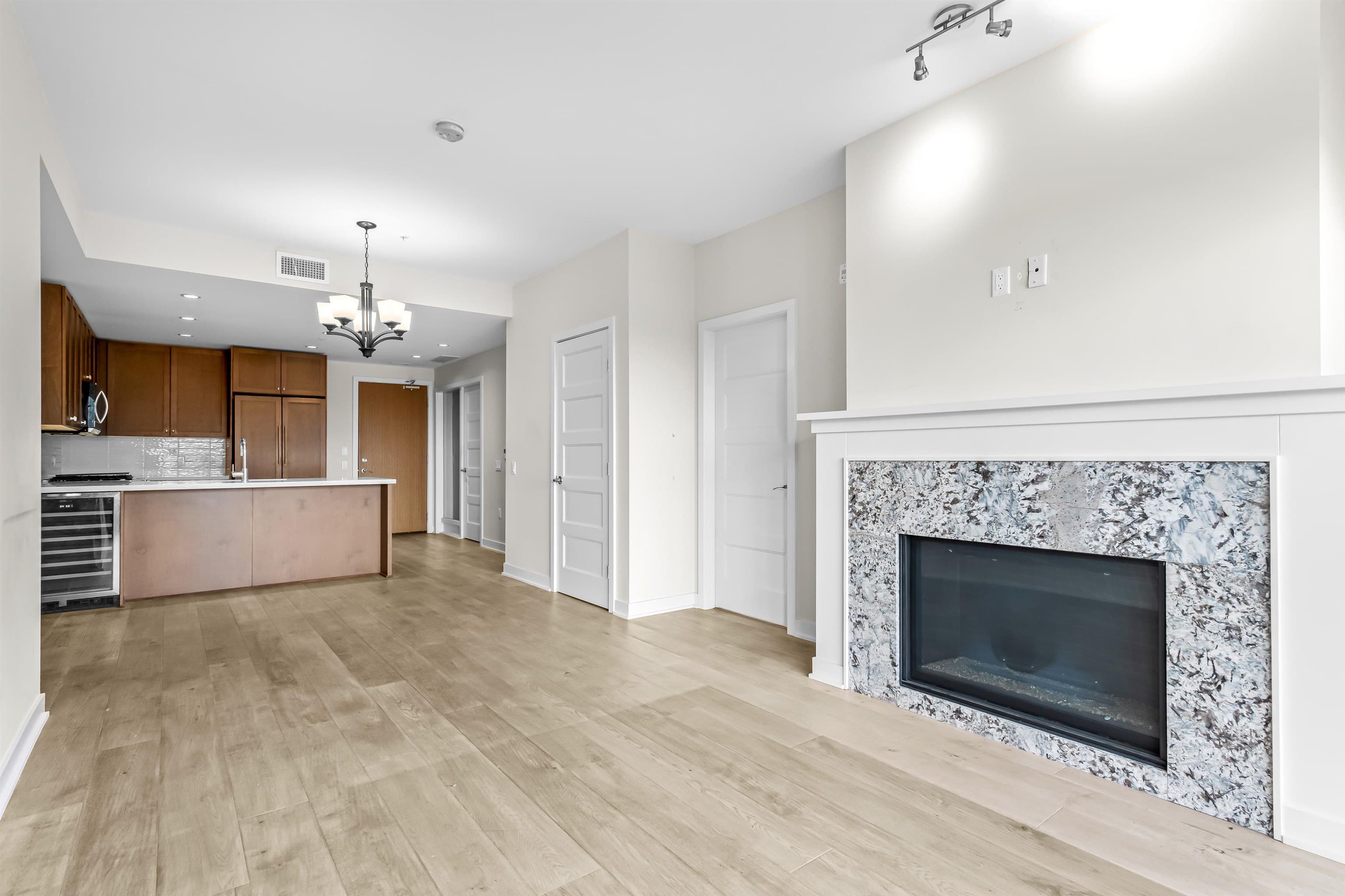 210 - 6168 London Road, Richmond, V7E 0C1 — photo 5