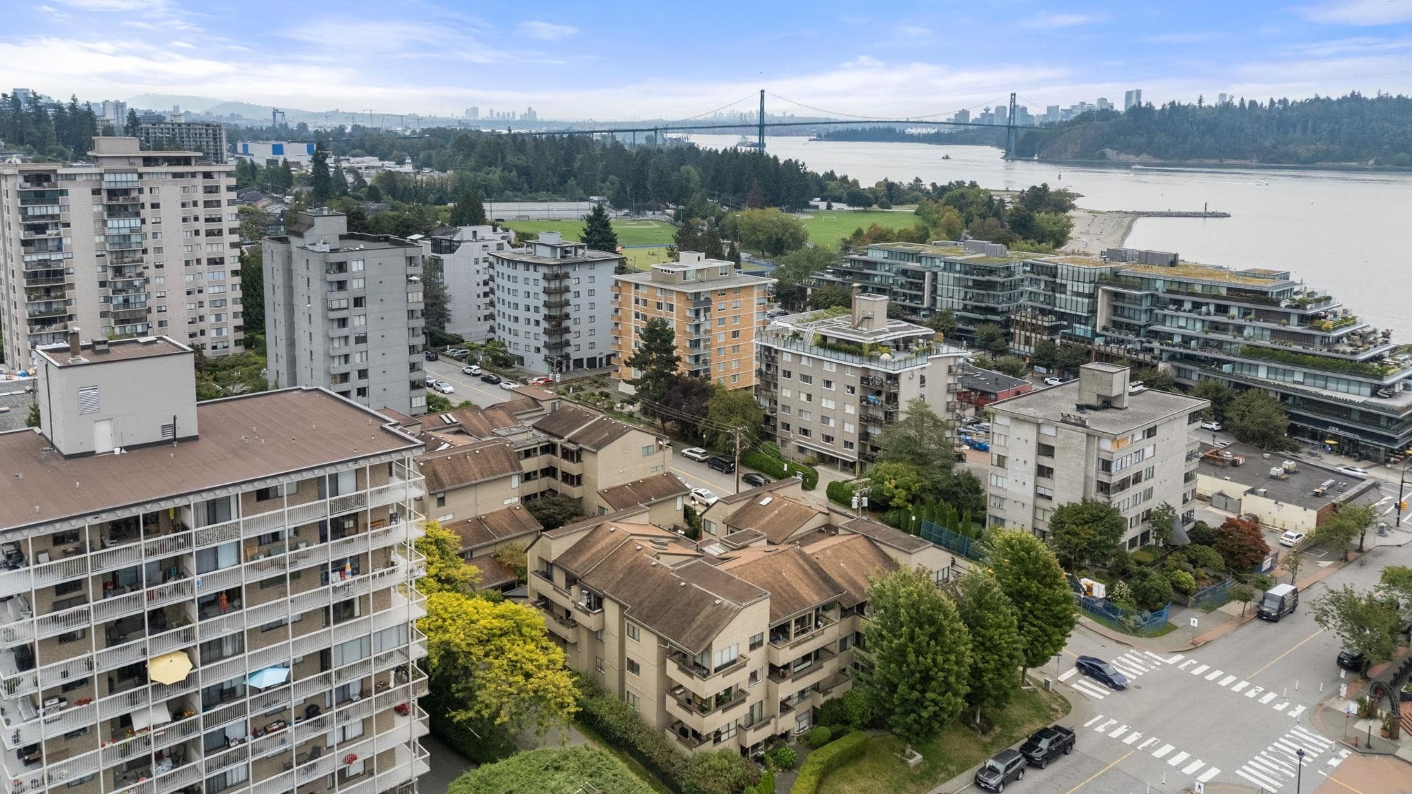 206 - 1363 Clyde Avenue, West Vancouver