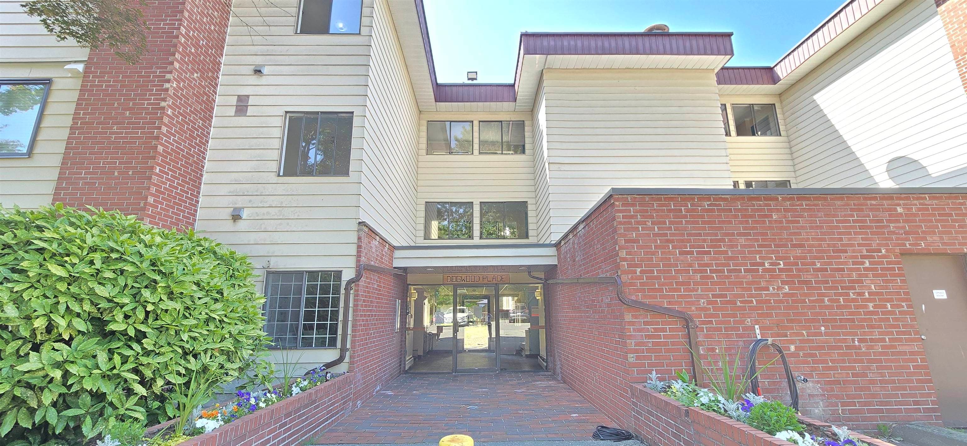 426 - 1909 Salton Road, Abbotsford, V2S 5B6 — photo 1