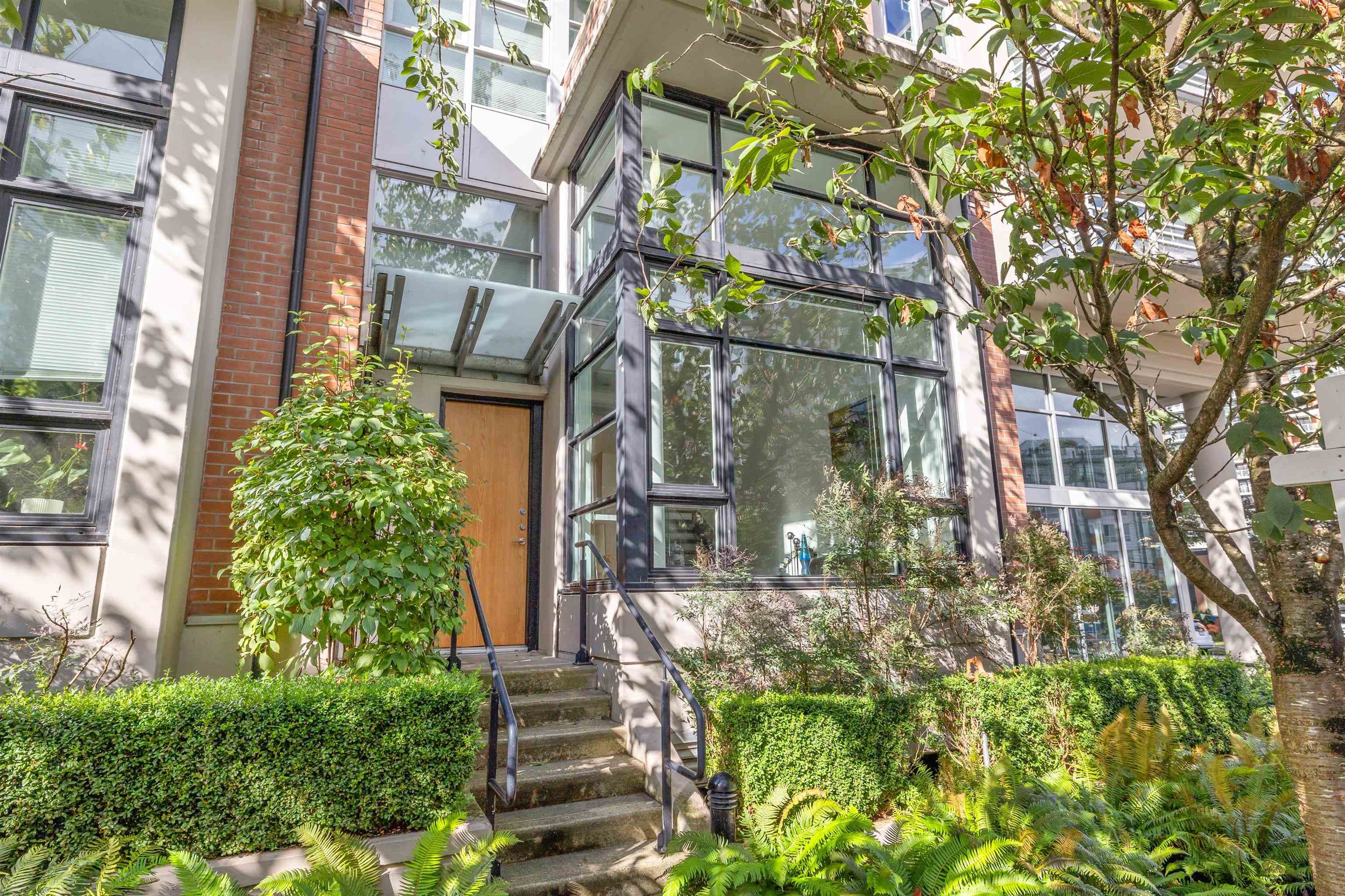 2727 Sophia Street, Vancouver, V5T 3L1 — photo 2