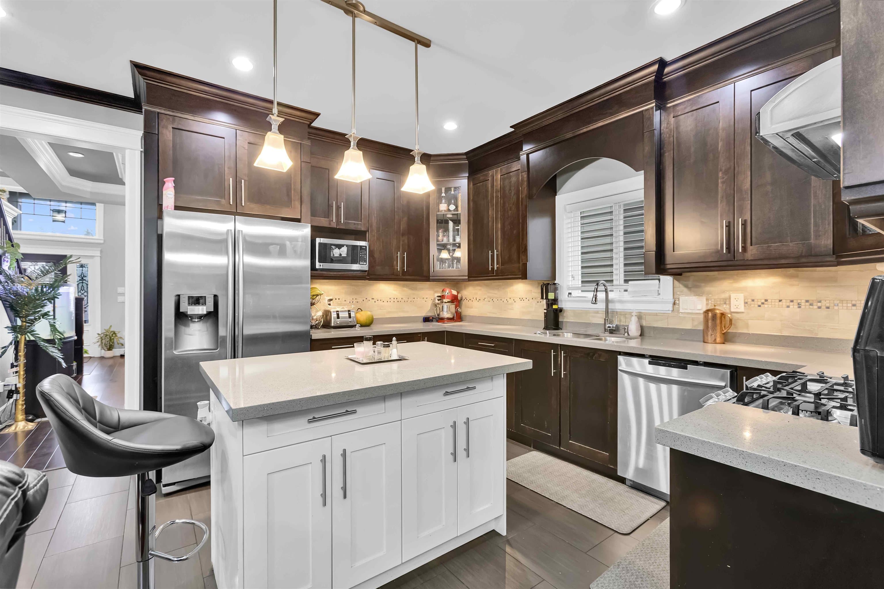13138 58a Avenue, Surrey, V3X 0E4 — photo 2