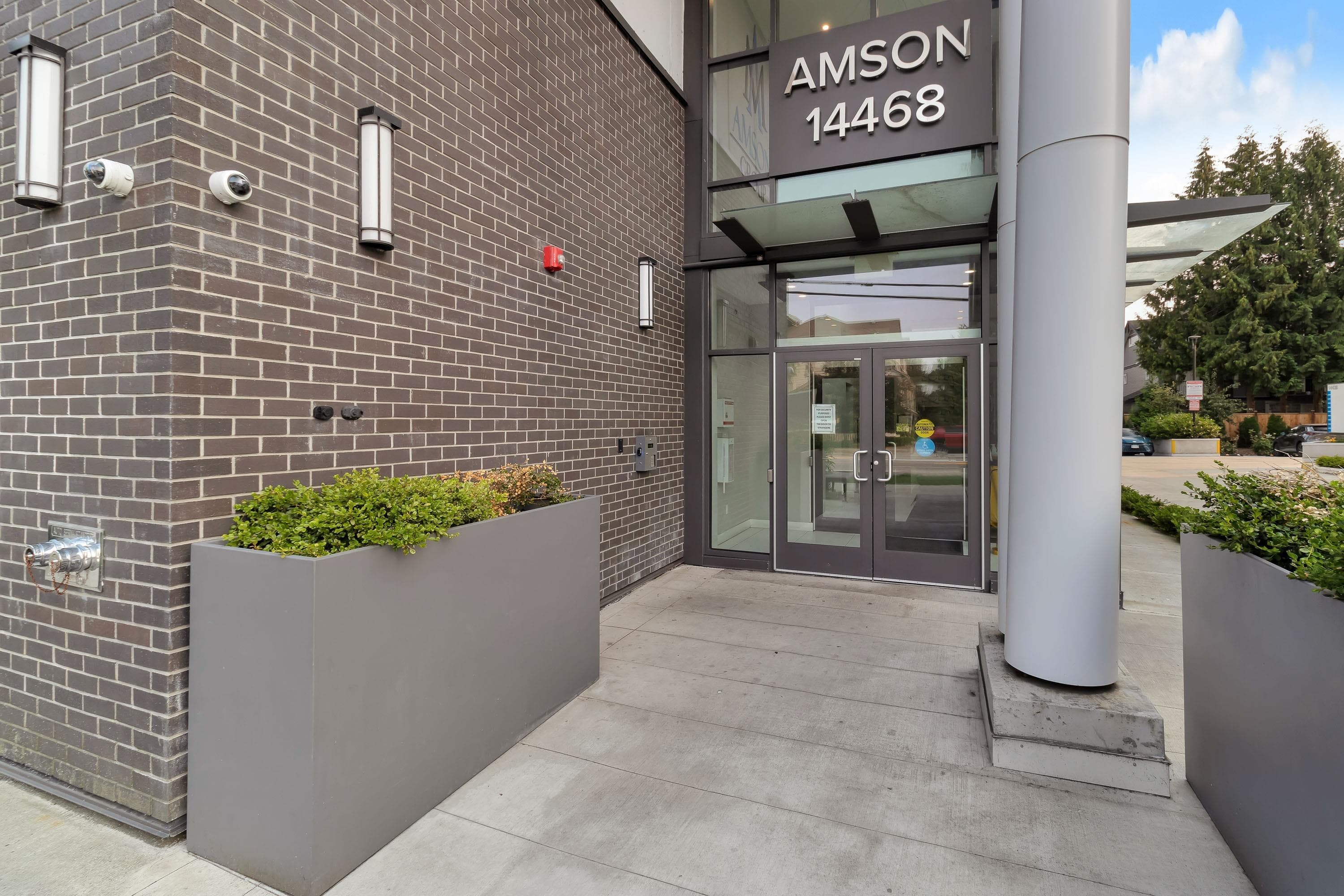 A404 - 14468 72 Avenue, Surrey, V3S 0B6 — photo 5