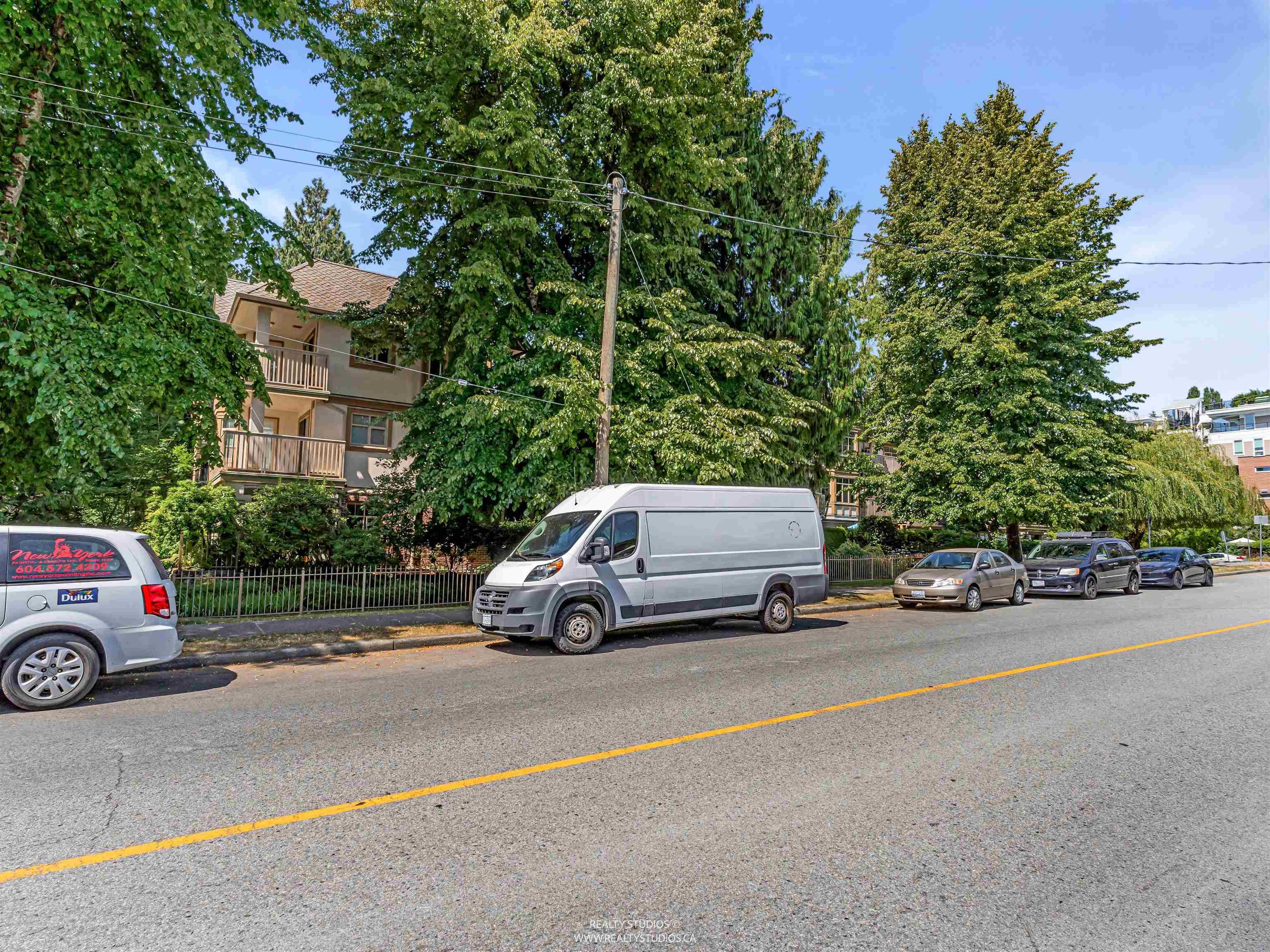 413 - 2059 Chesterfield Avenue, North Vancouver, V7M 2P4 — photo 3