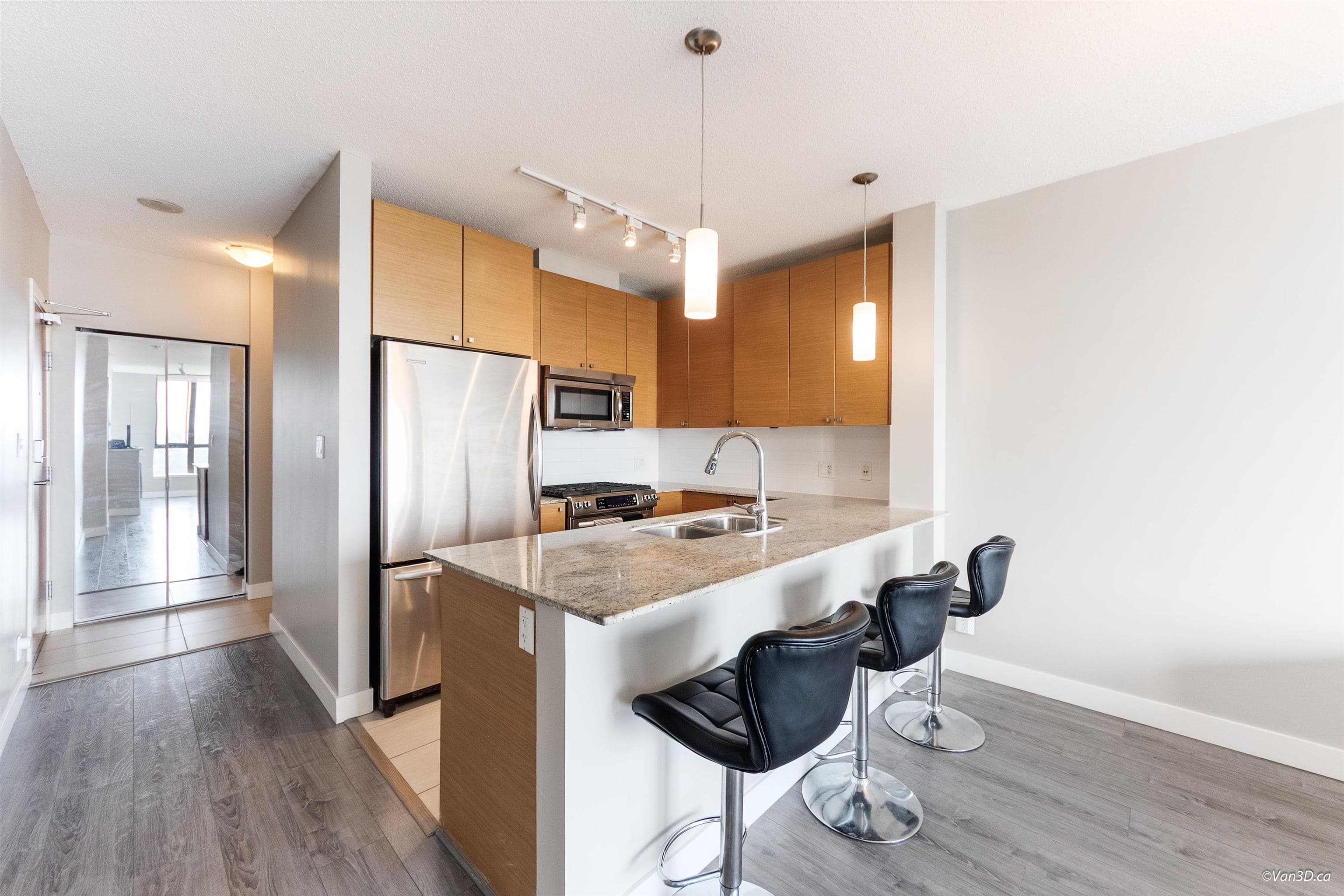 2201 - 400 Capilano Road, Port Moody, V3H 0E1 — photo 2