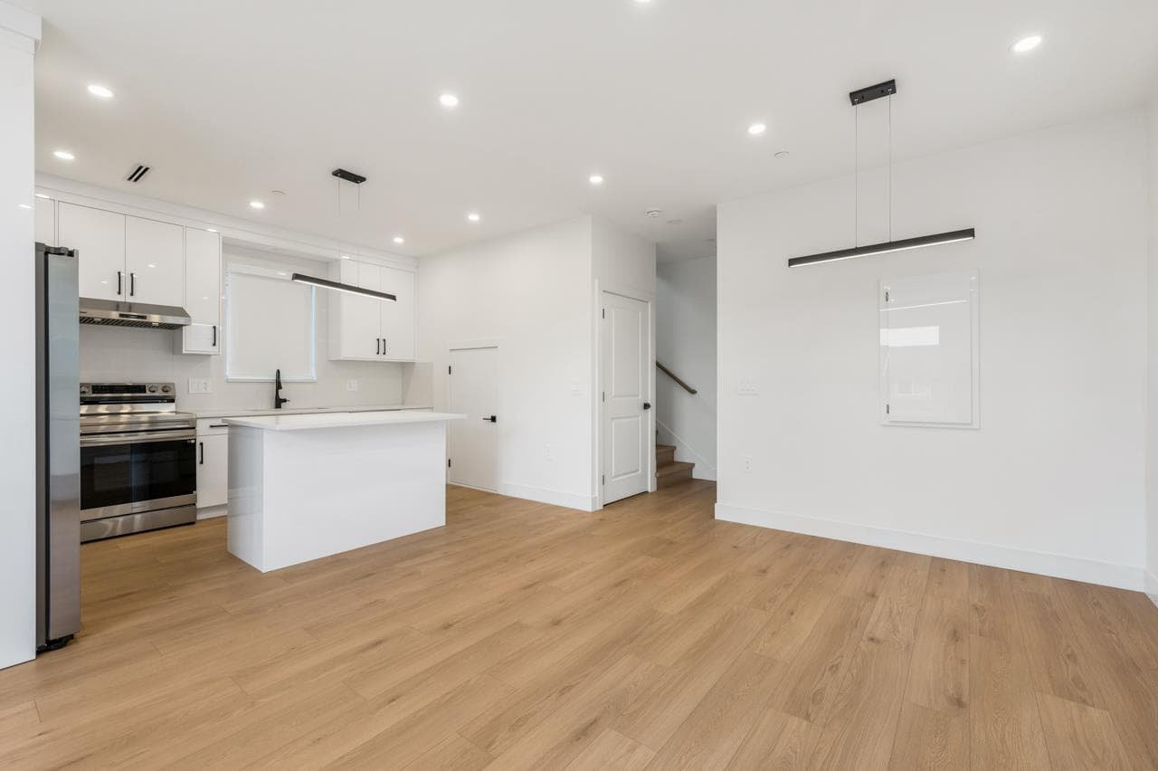 4705 Killarney Street, Vancouver, V5R 5A1 — photo 5