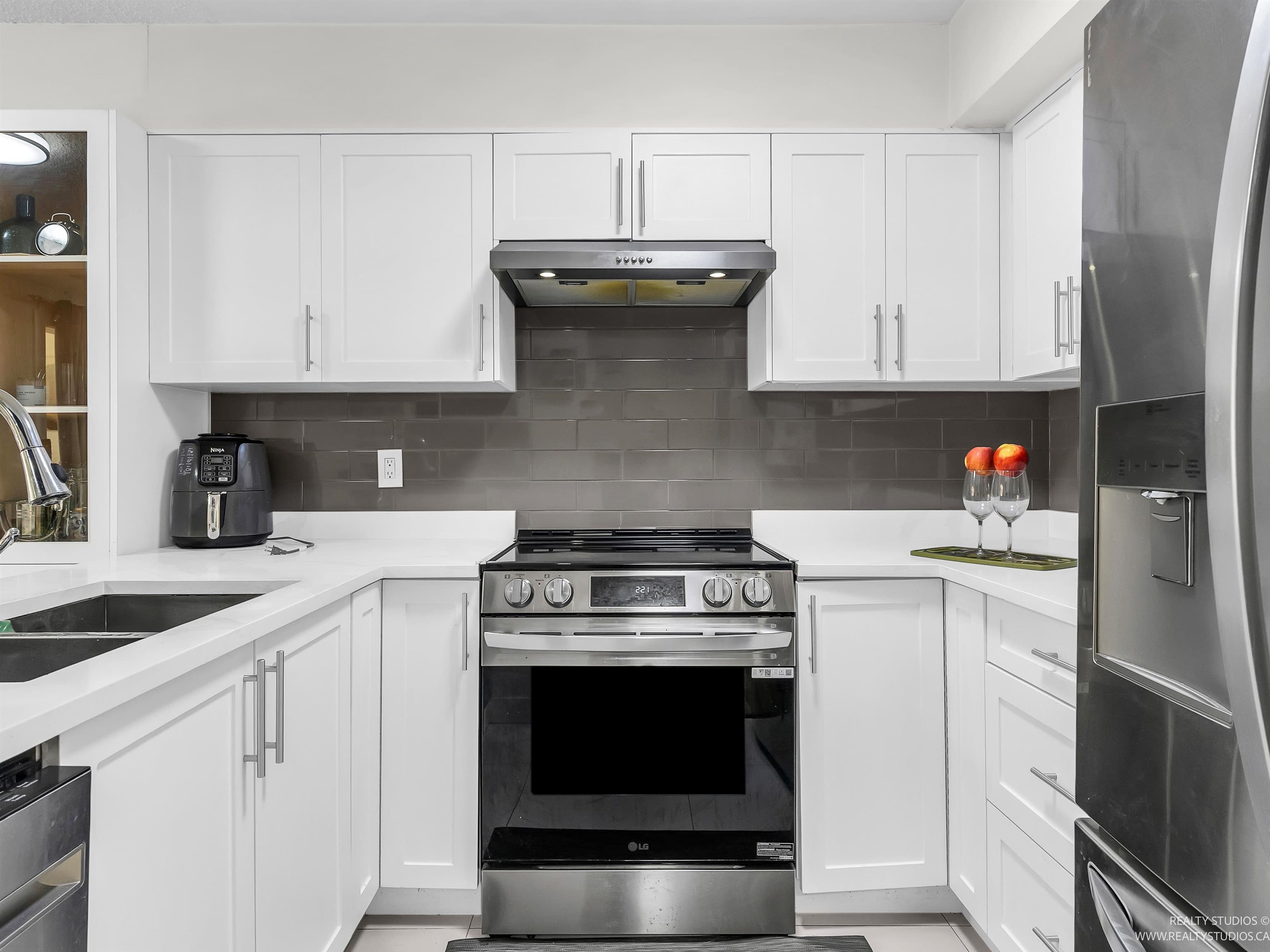 13504 79a Avenue, Surrey, V3W 2Z2 — photo 5