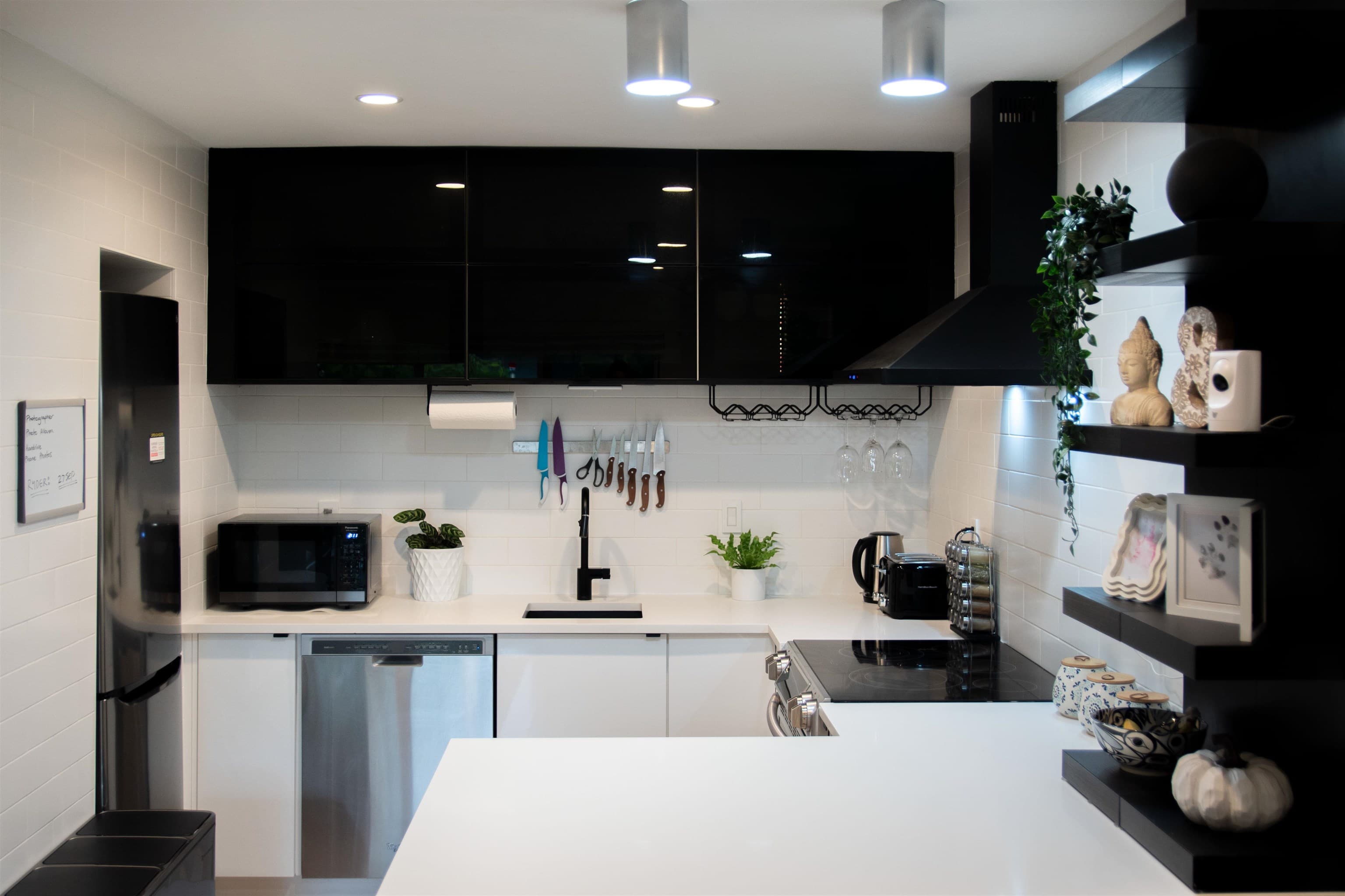 402 - 1718 Nelson Street, Vancouver, V6G 1M8 — photo 2