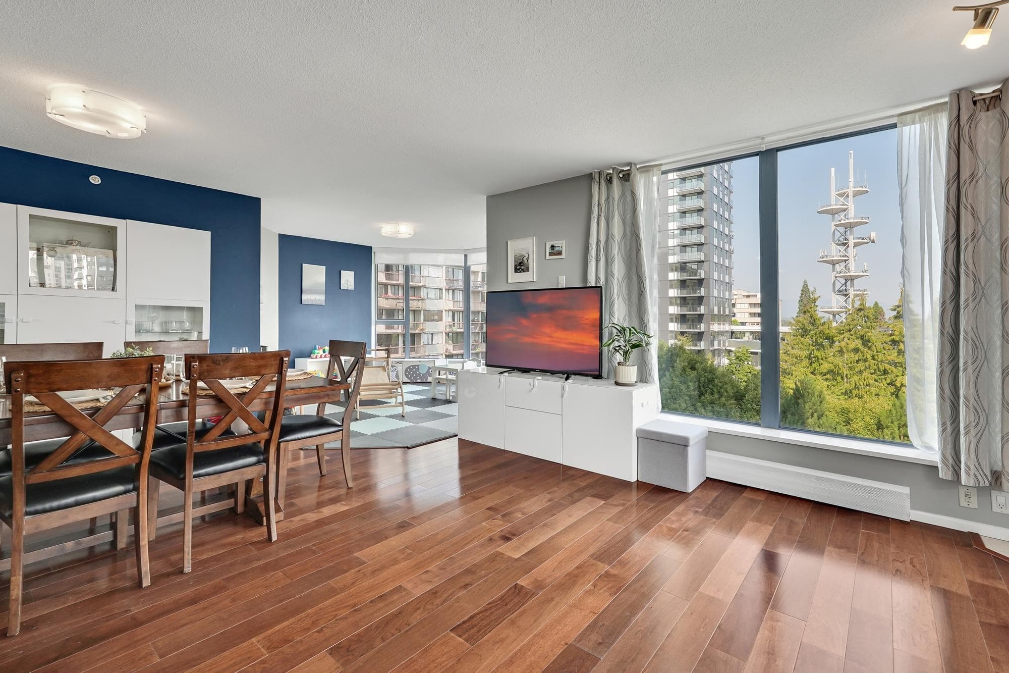 803 - 719 Princess Street, New Westminster, V3M 6T9 — photo 4