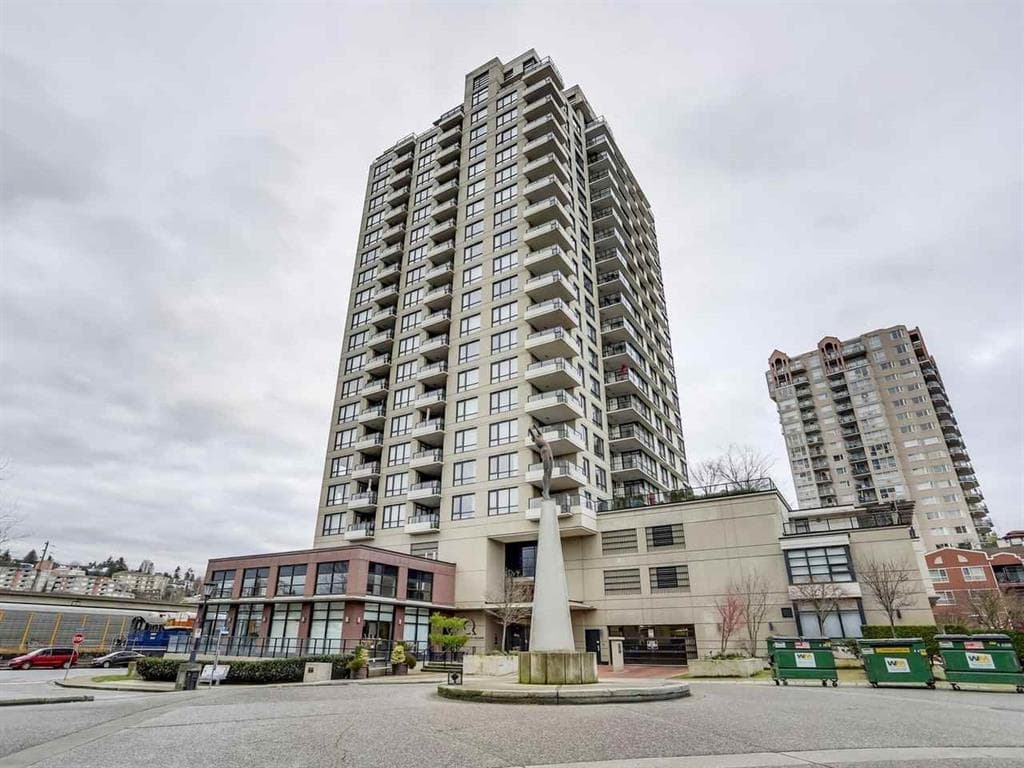 1002 - 1 Renaissance Square, New Westminster, V3M 0B6 — photo 1