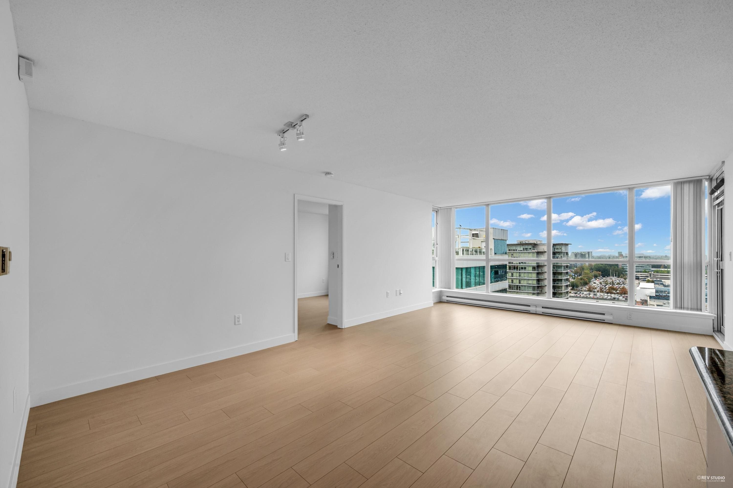1705 - 7878 Westminster Highway, Richmond, V6X 4A2 — photo 4