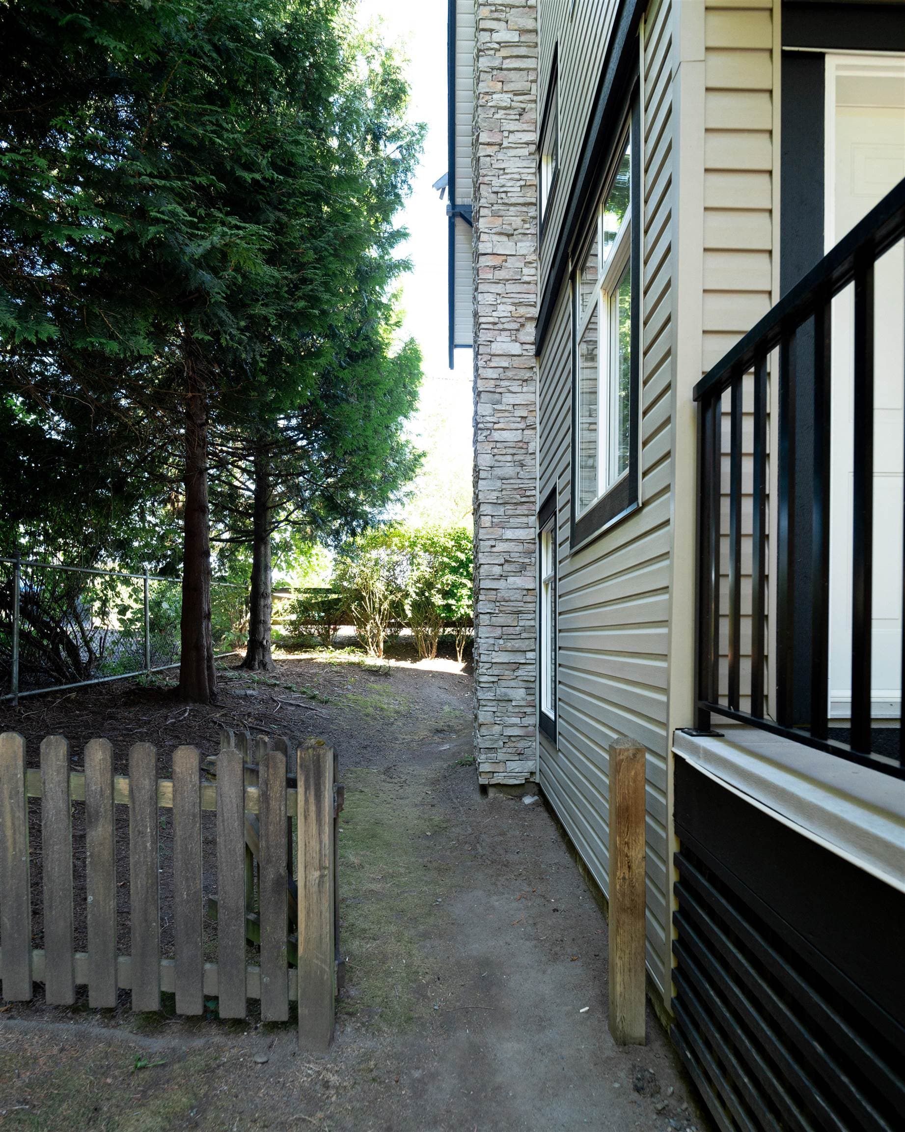 8 - 19932 70 Avenue, Langley, V2Y 3C6 — photo 3