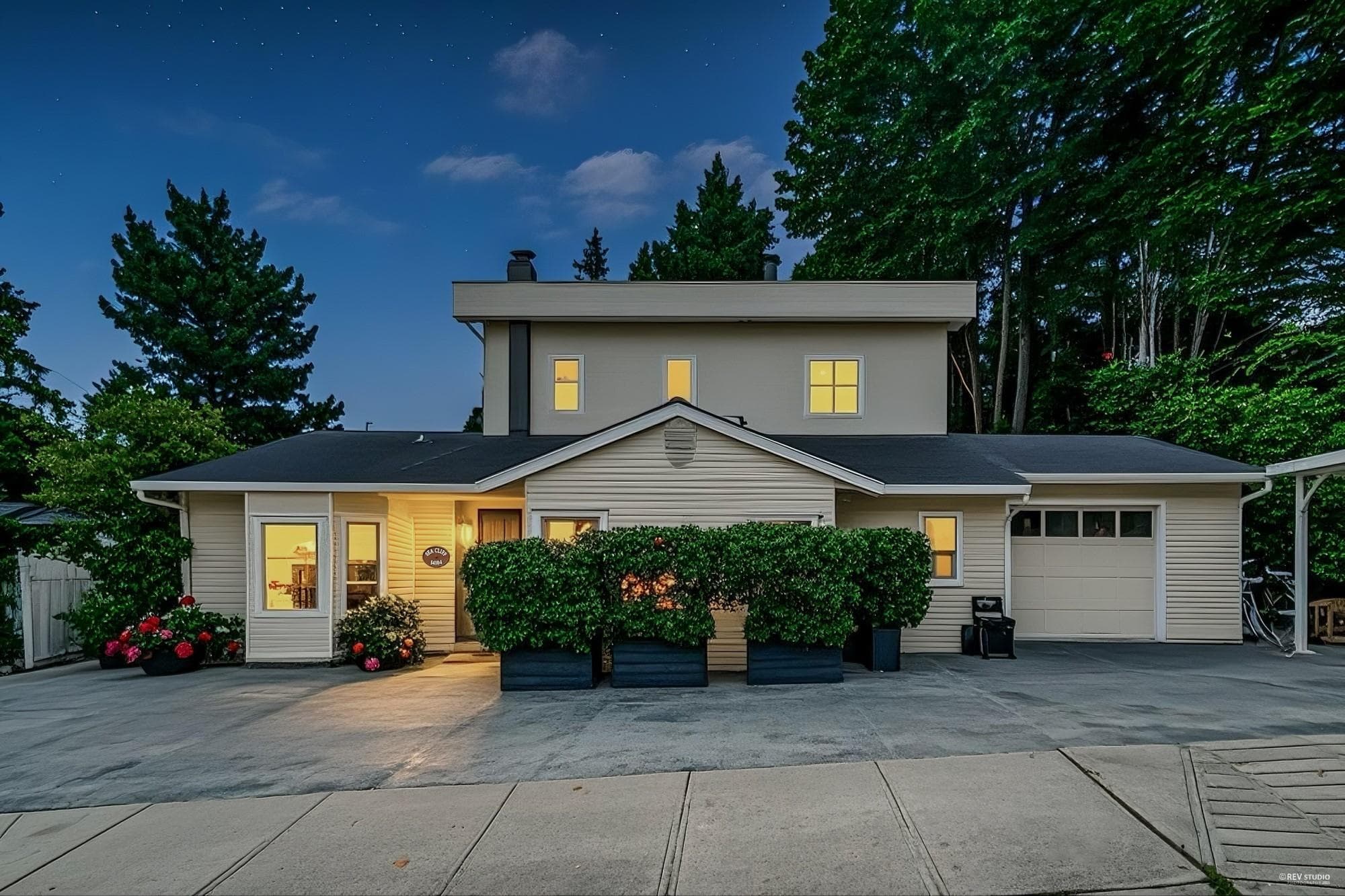 14104 Marine Drive, White Rock, V4B 1A7 — photo 3
