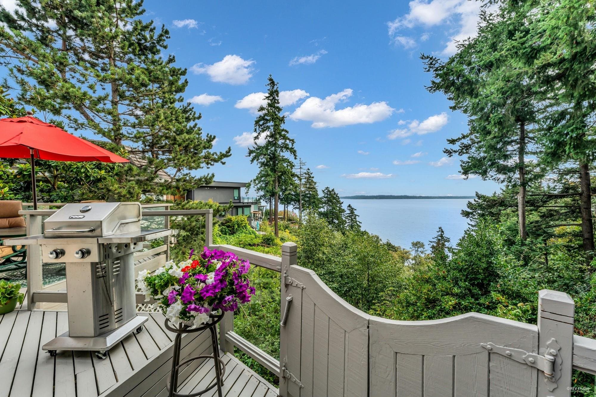 14104 Marine Drive, White Rock, V4B 1A7 — photo 5