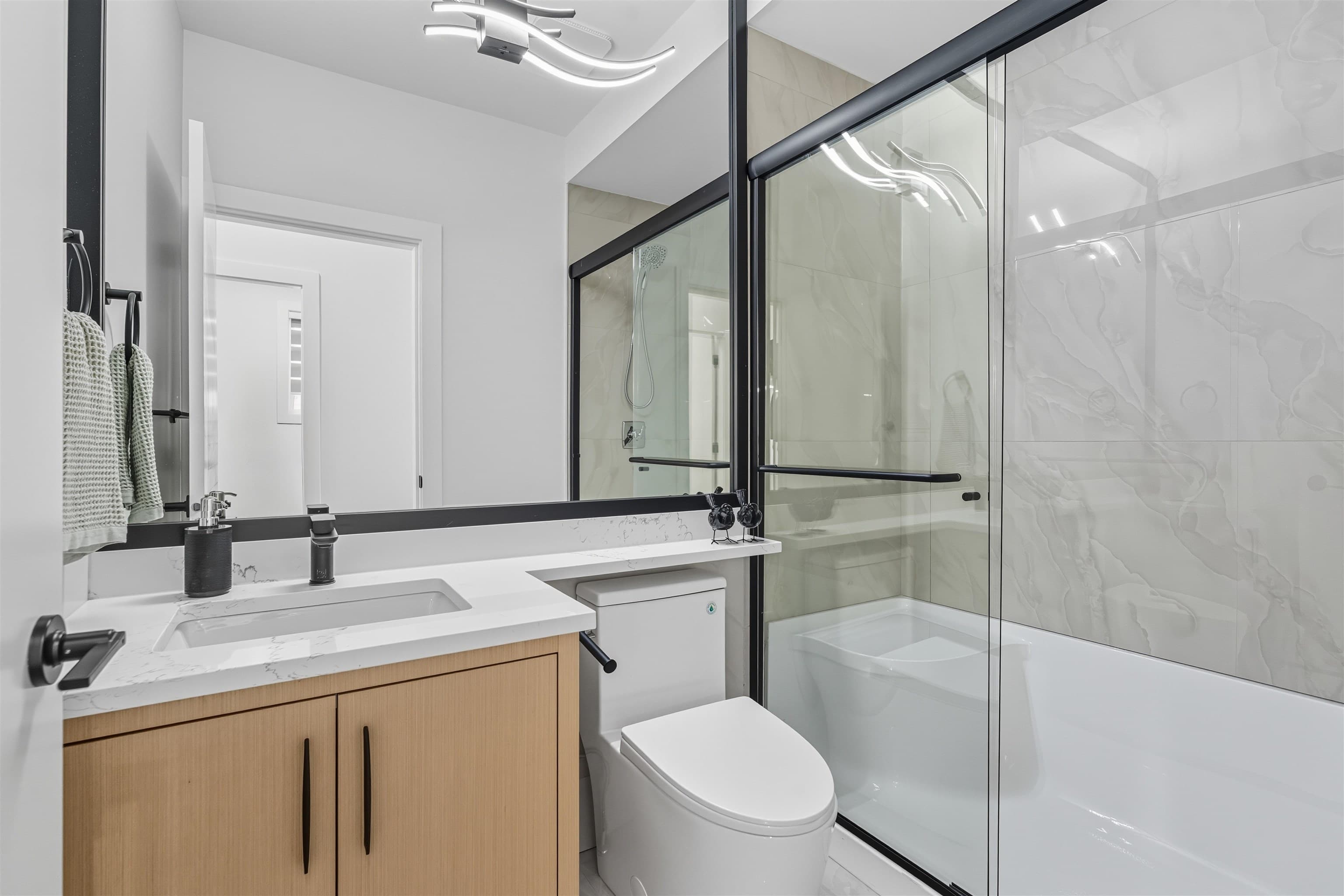 3749 Union Street, Burnaby, V5C 2W2 — photo 5