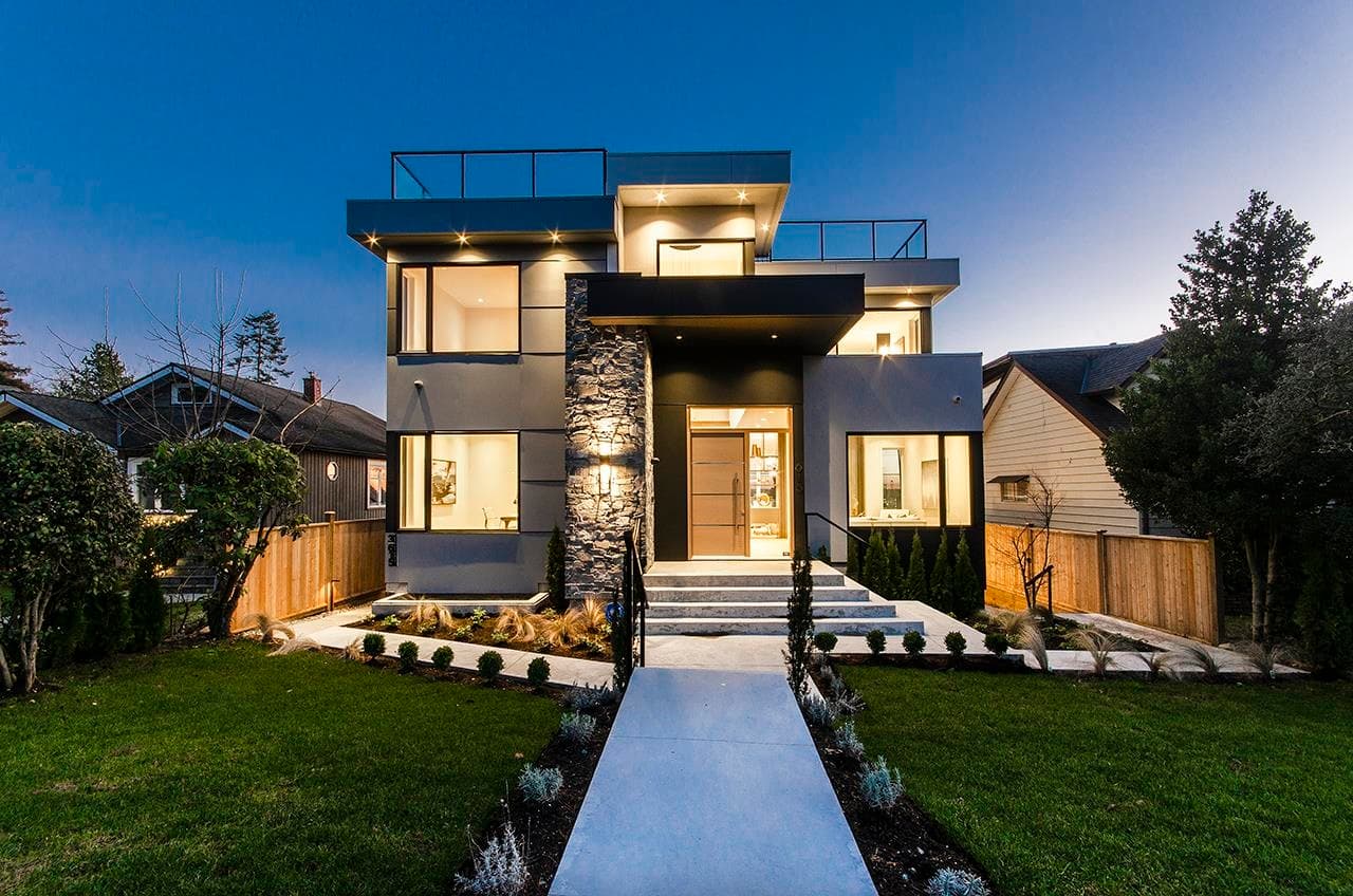 615 E 6th Street, North Vancouver