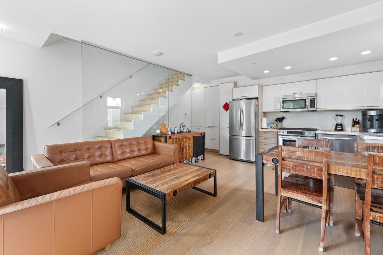 3197 St. George Street, Vancouver, V5T 3R9 — photo 4