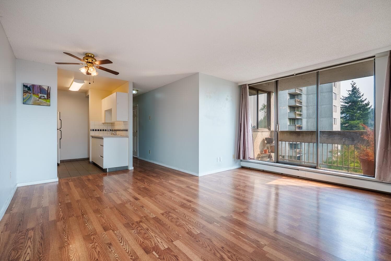 403 - 4105 Imperial Street, Burnaby, V5J 1A6 — photo 2