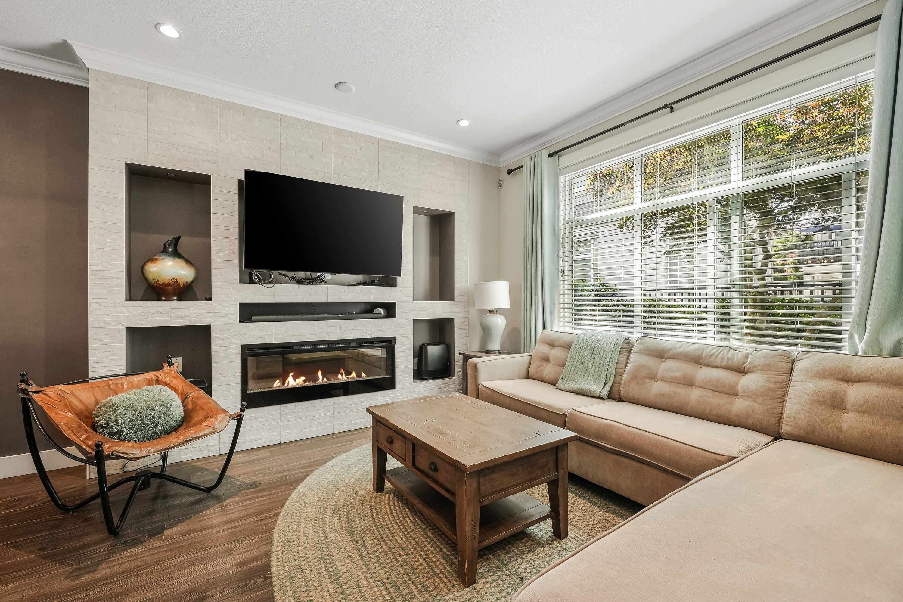 32 - 6588 195a Street, Surrey, V4N 5W7 — photo 3