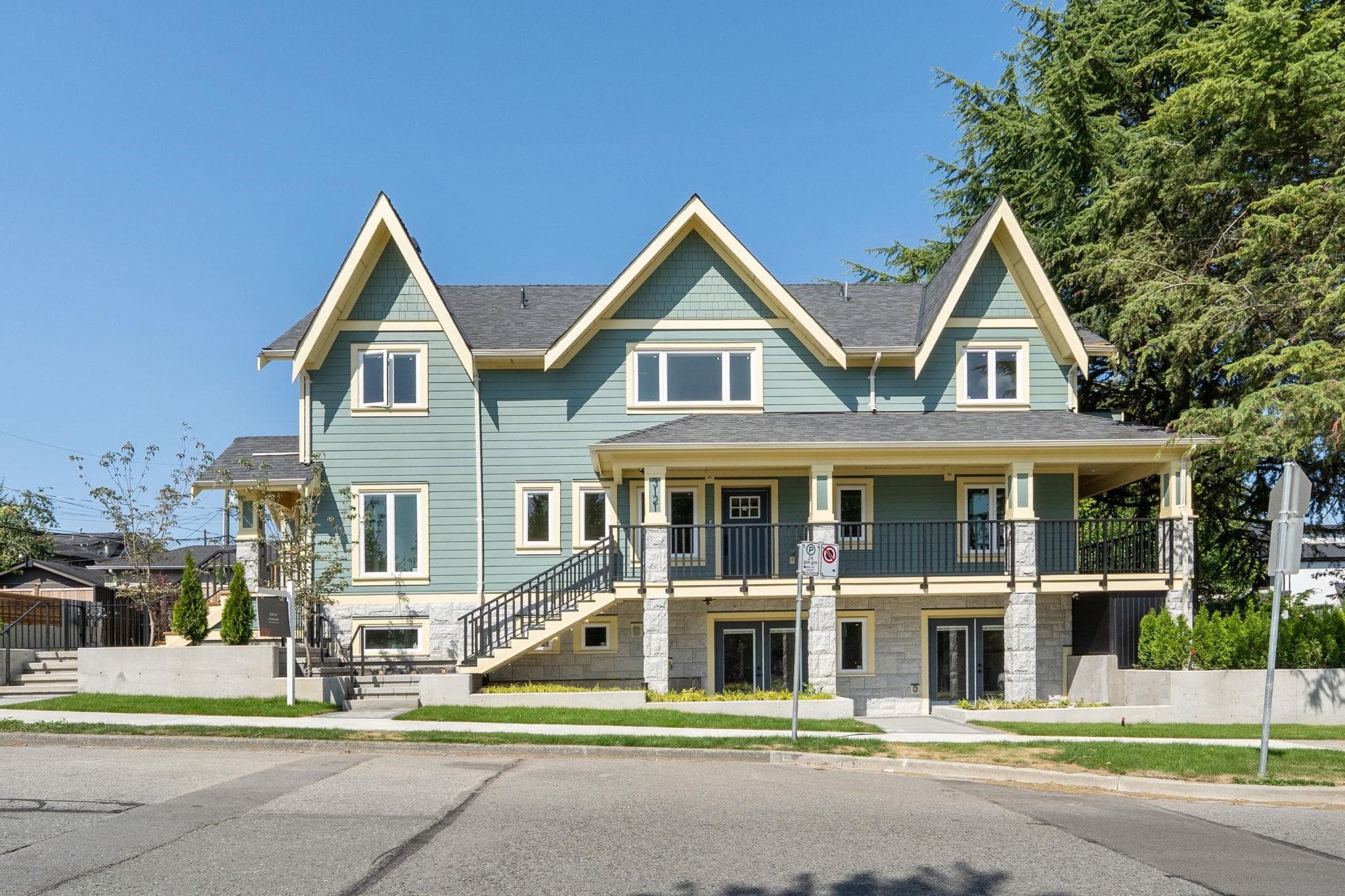 3121 Columbia Street, Vancouver, V5Y 1N4 — photo 2