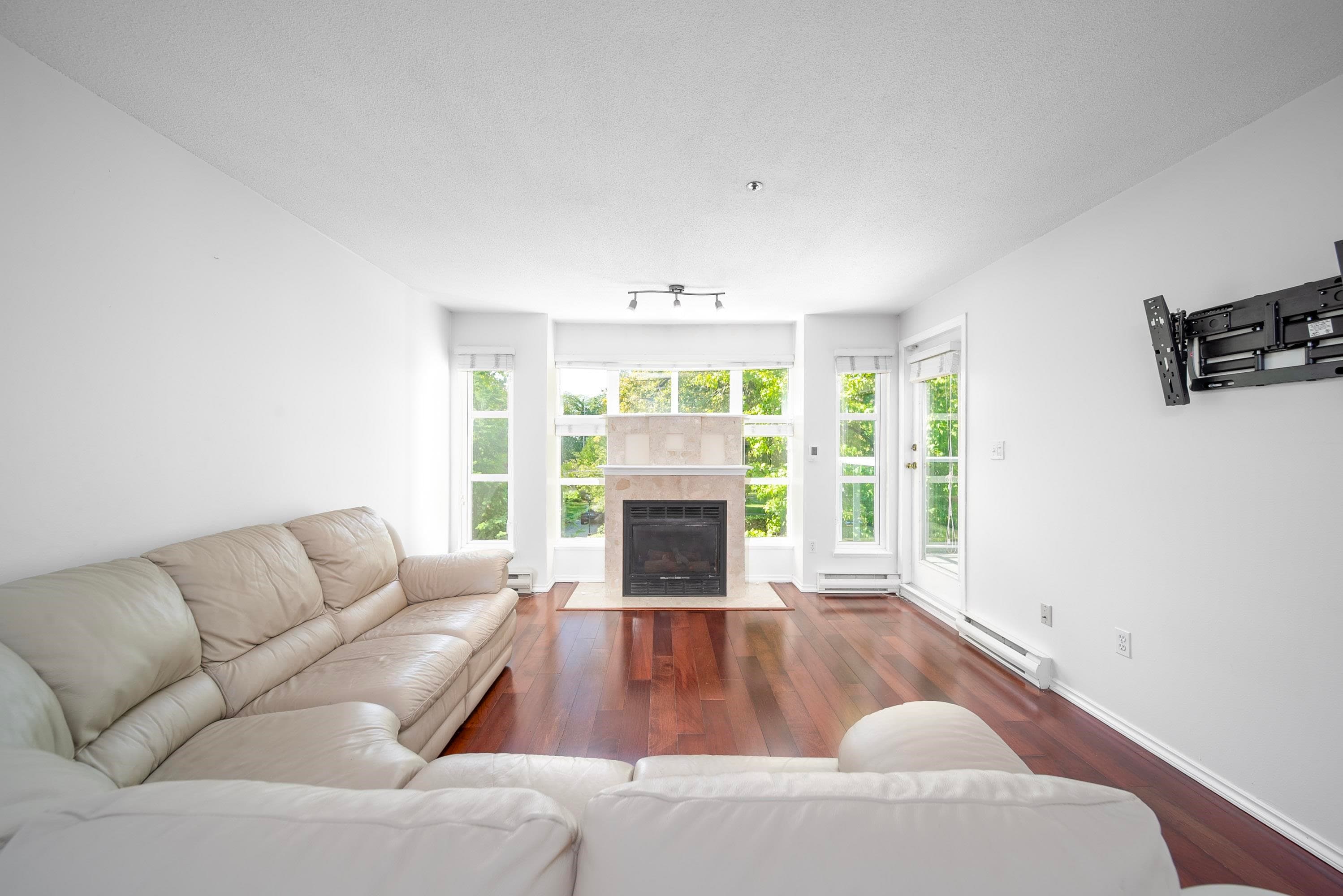 302 - 8728 SW Marine Drive, Vancouver