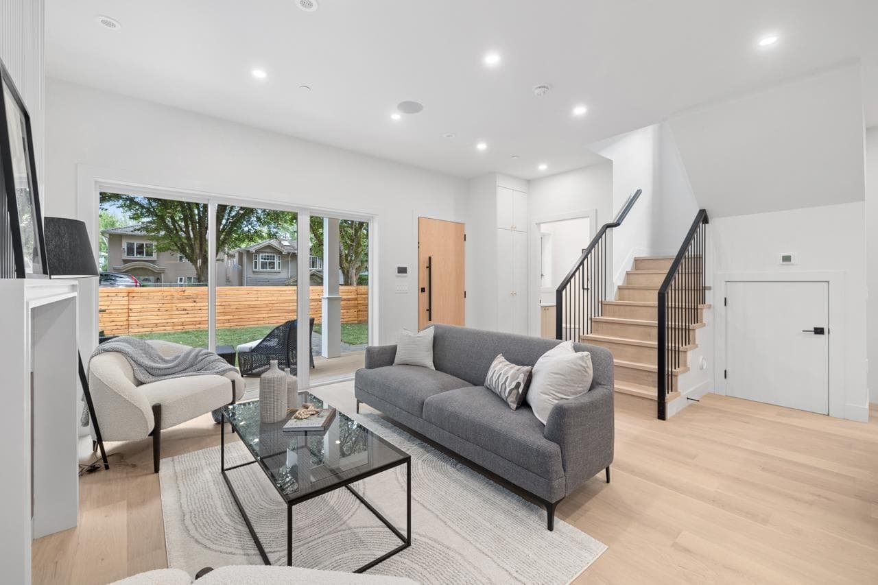 1 - 332 E 20th Avenue, Vancouver, V5V 1M3 — photo 3