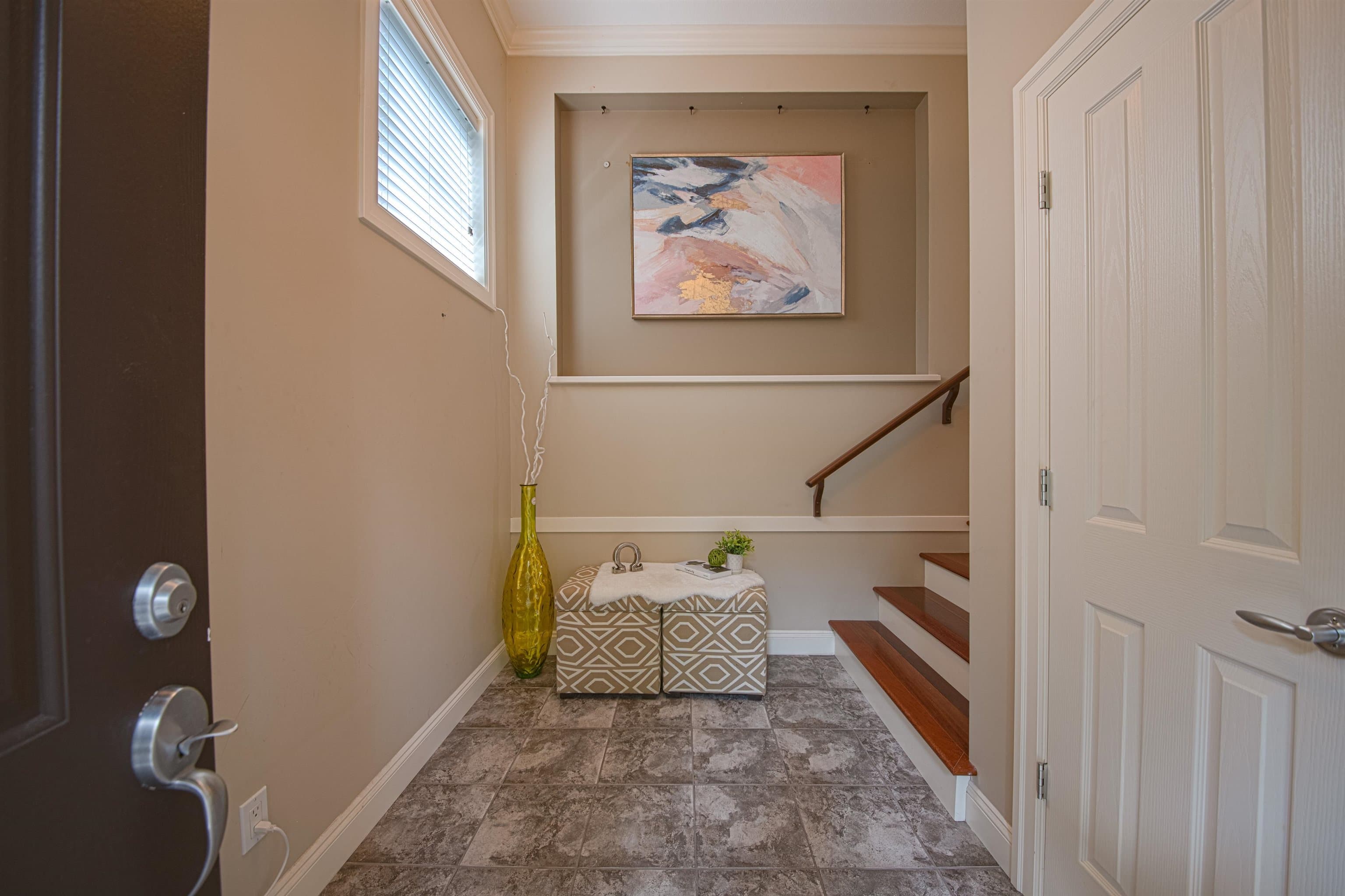 3301 Mctavish Court, Coquitlam, V3E 2Z7 — photo 2