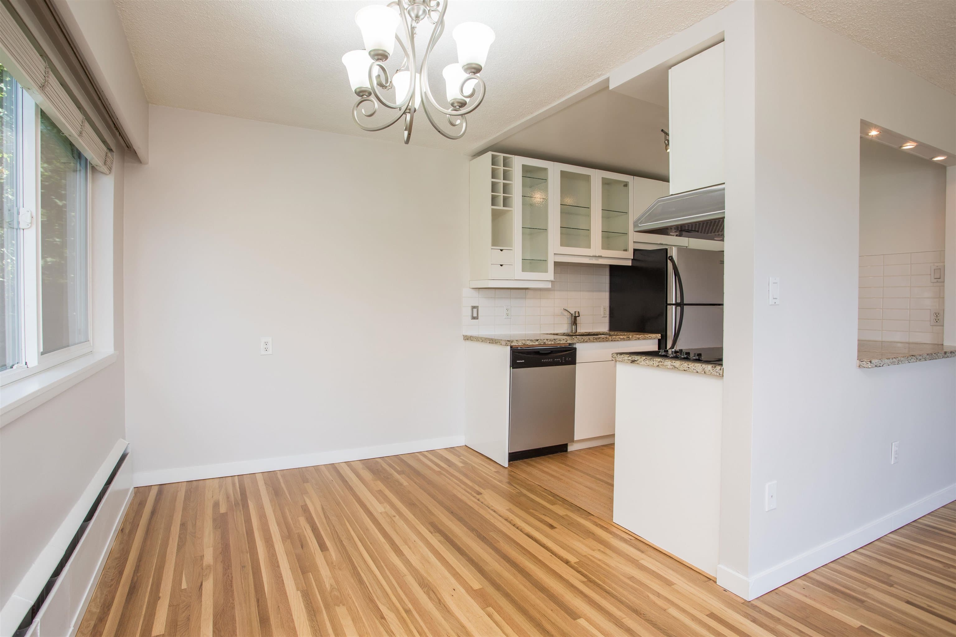 11 - 1450 Chesterfield Avenue, North Vancouver, V7M 2N4 — photo 5