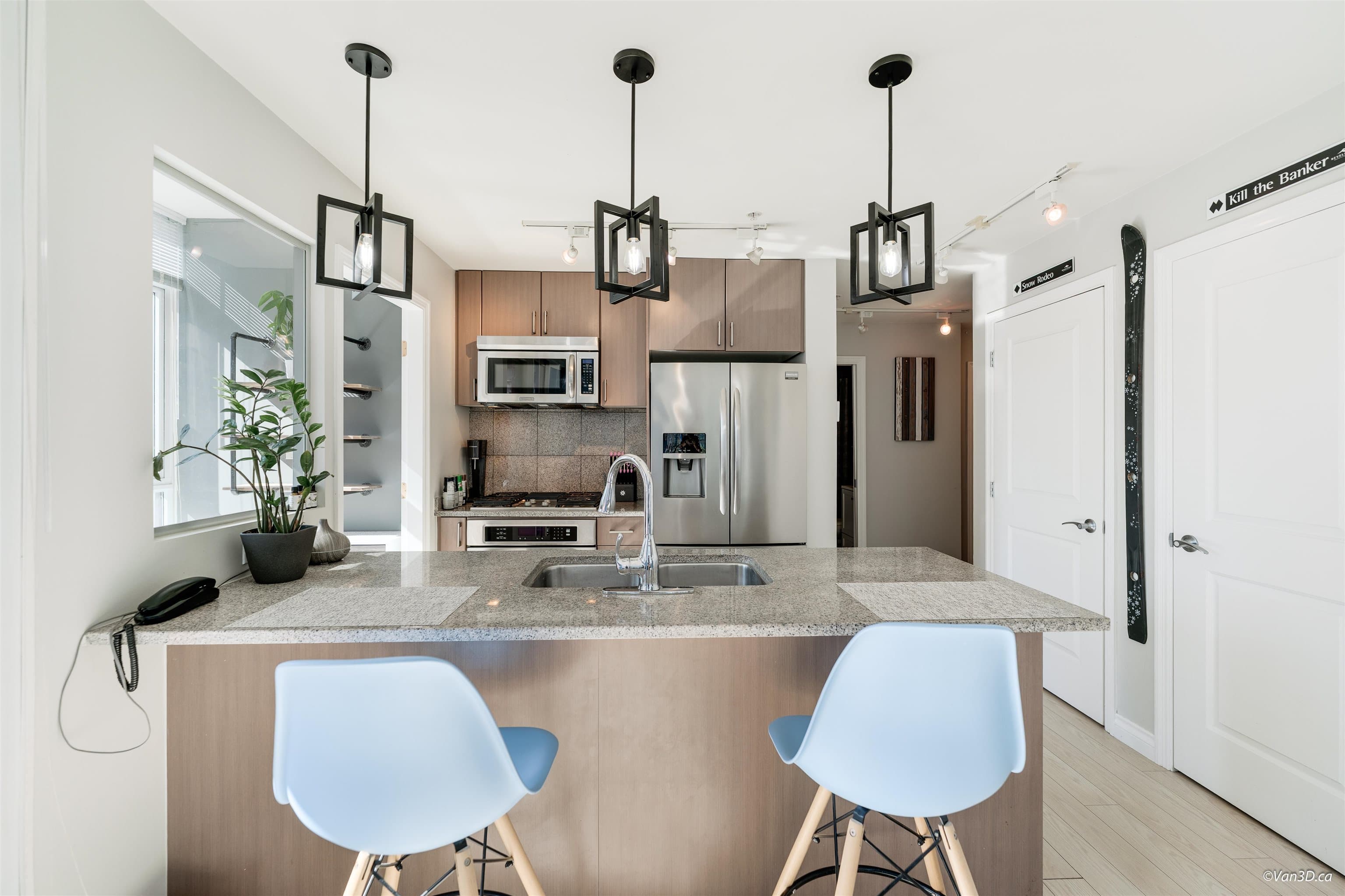 702 - 1211 Melville Street, Vancouver, V6E 0A7 — photo 3