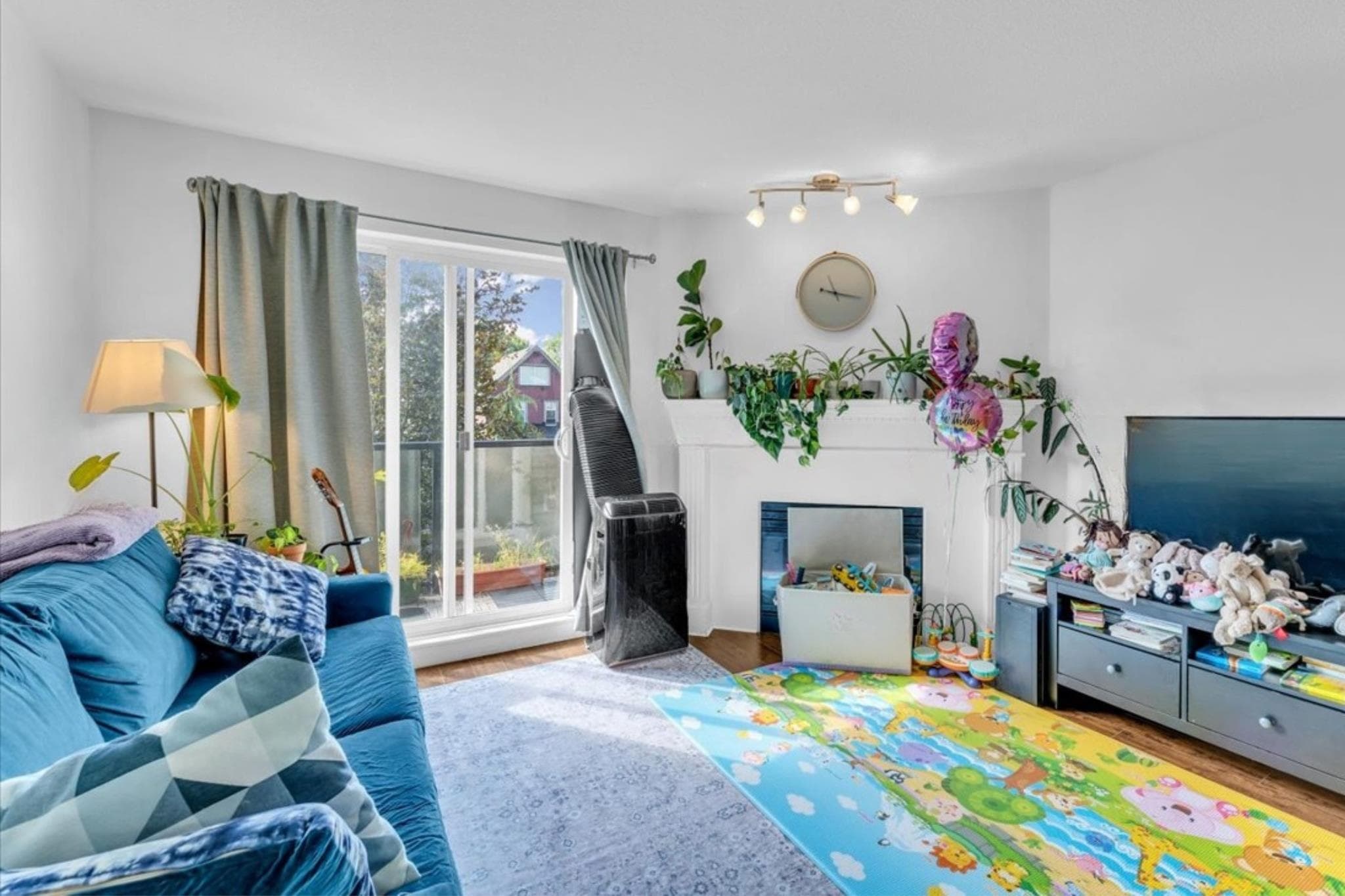 307 - 876 W 16th Avenue, Vancouver, V5Z 3T8 — photo 3