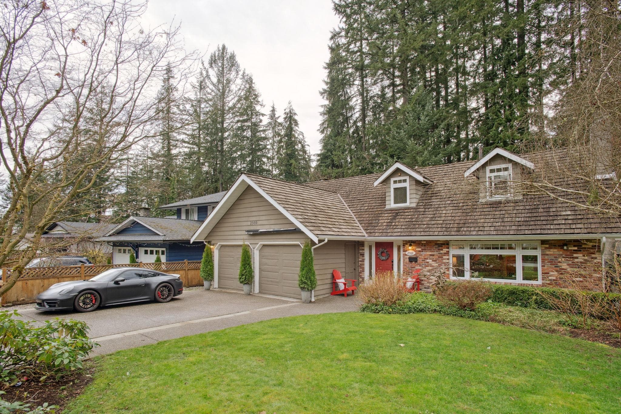 2569 Hyannis Point, North Vancouver