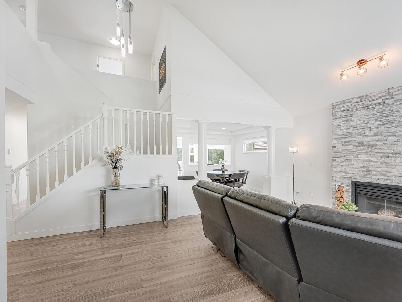 1668 Plateau Crescent, Coquitlam, V3E 3B3 — photo 3