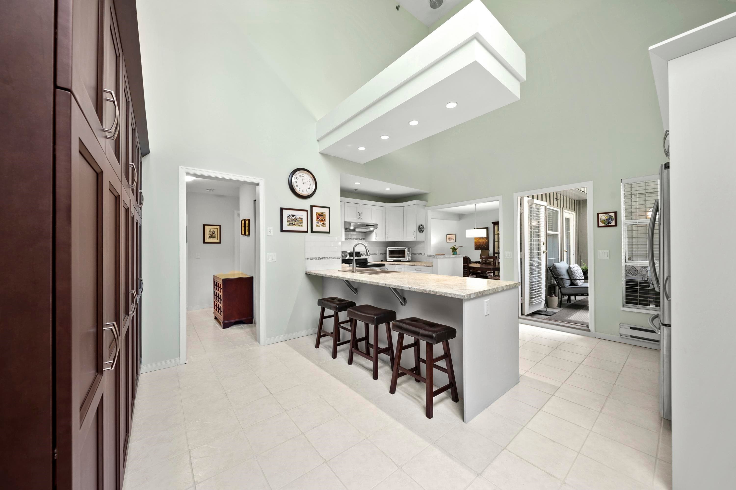 401 - 1154 Westwood Street, Coquitlam, V3B 7J1 — photo 4